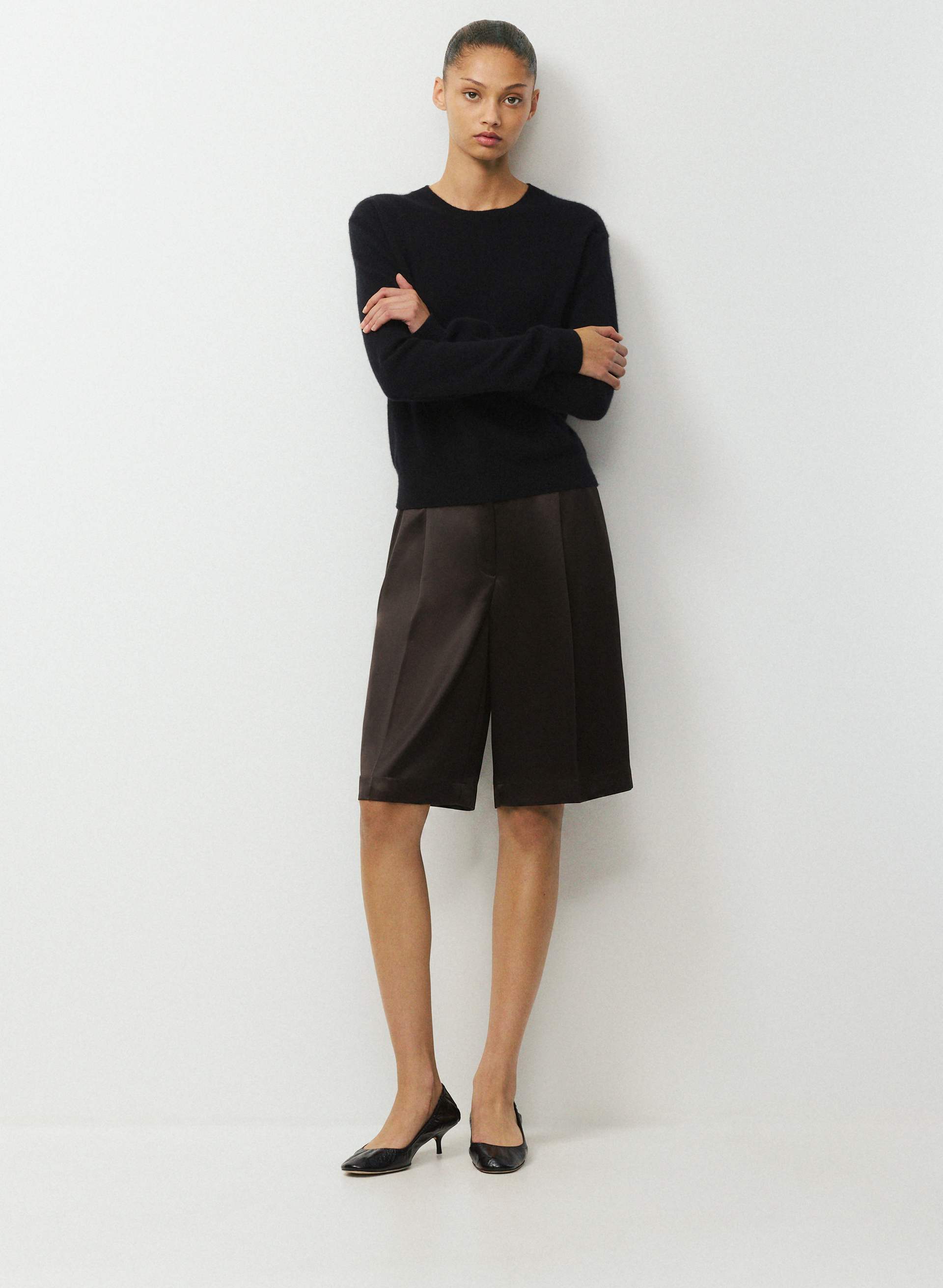 Touchpoint Satin Short | Aritzia US