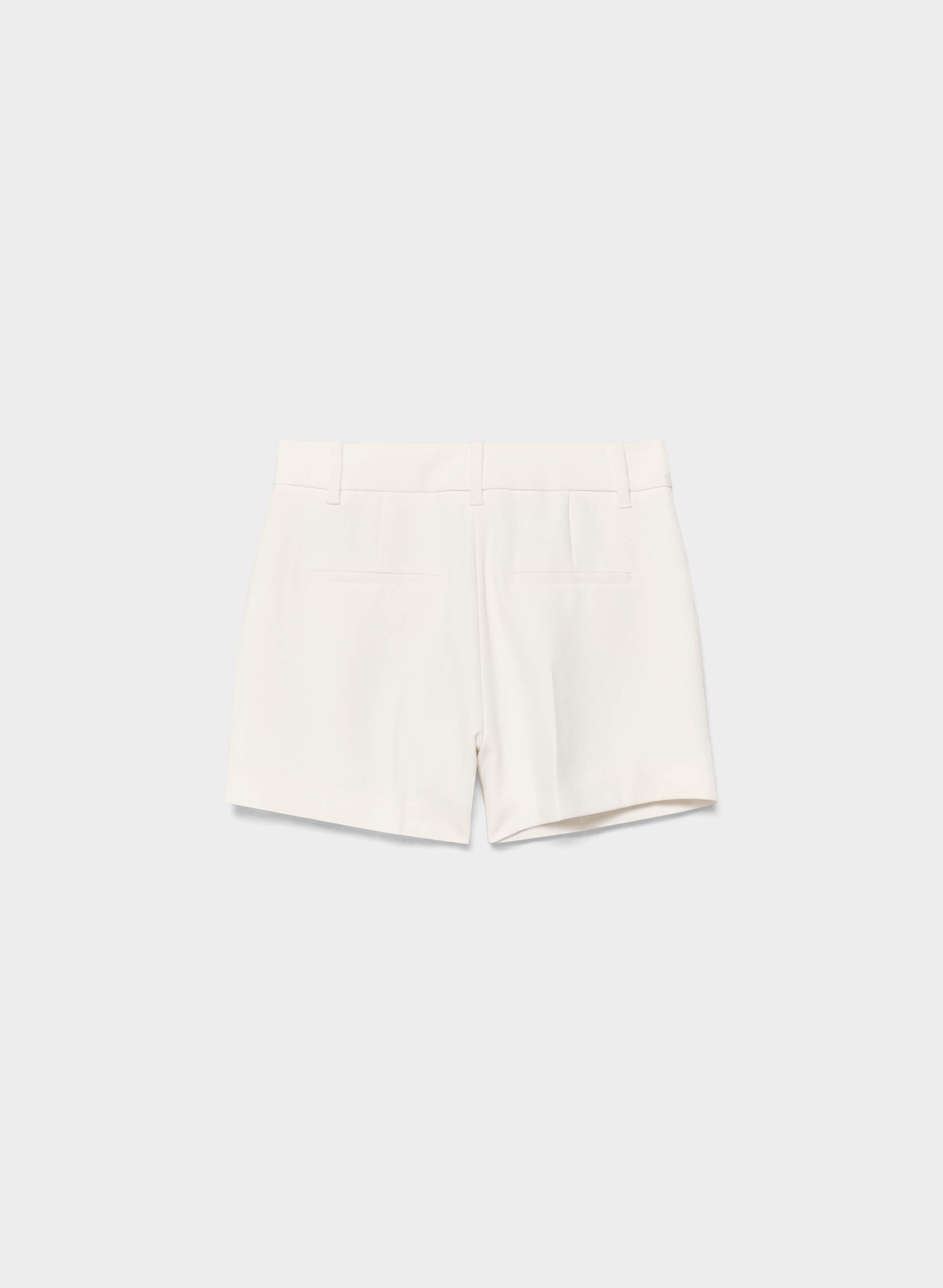 THE EFFORTLESS SHORT™ MINI | Aritzia
