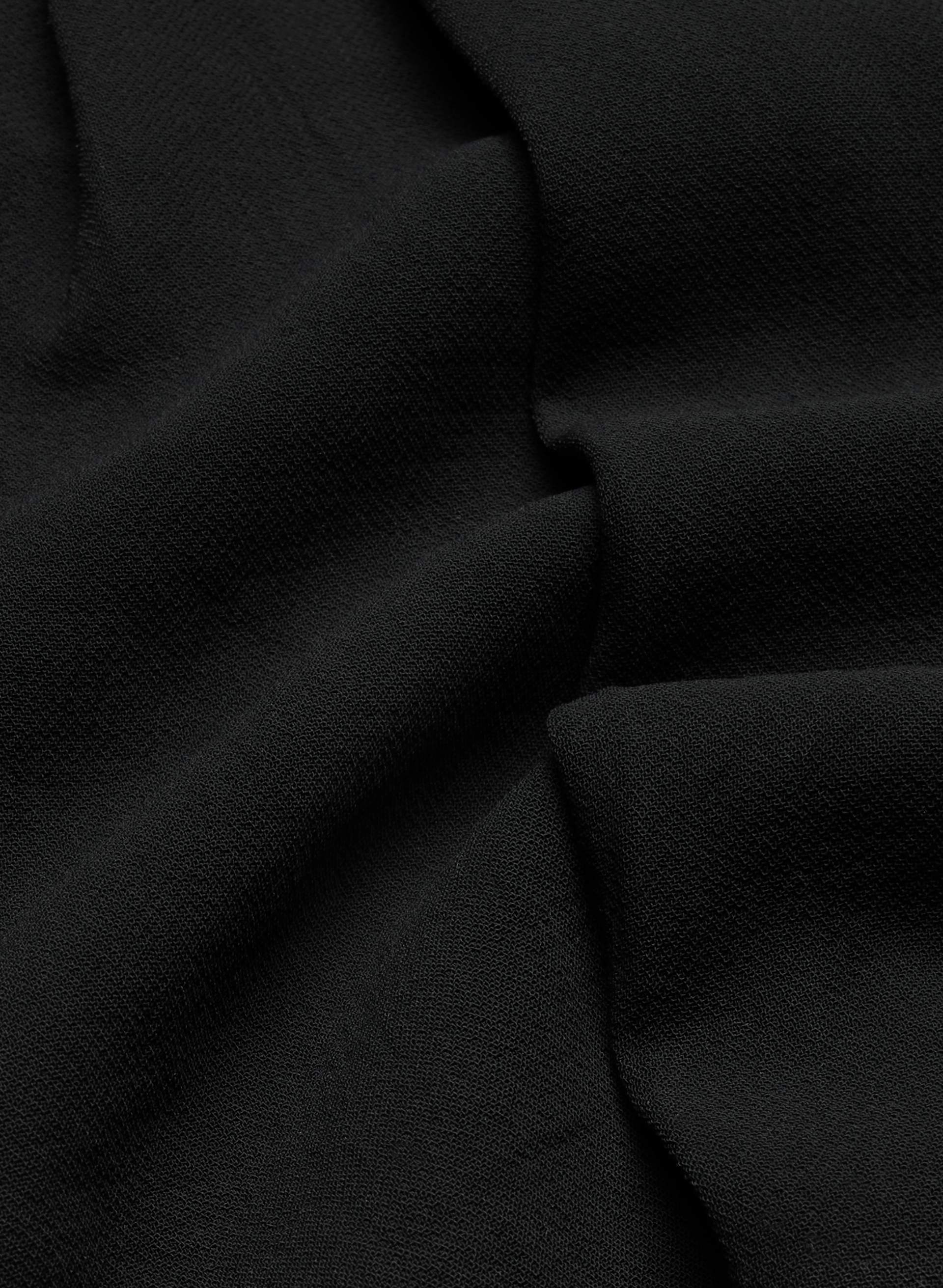 THE EFFORTLESS SHORT™ MINI | Aritzia