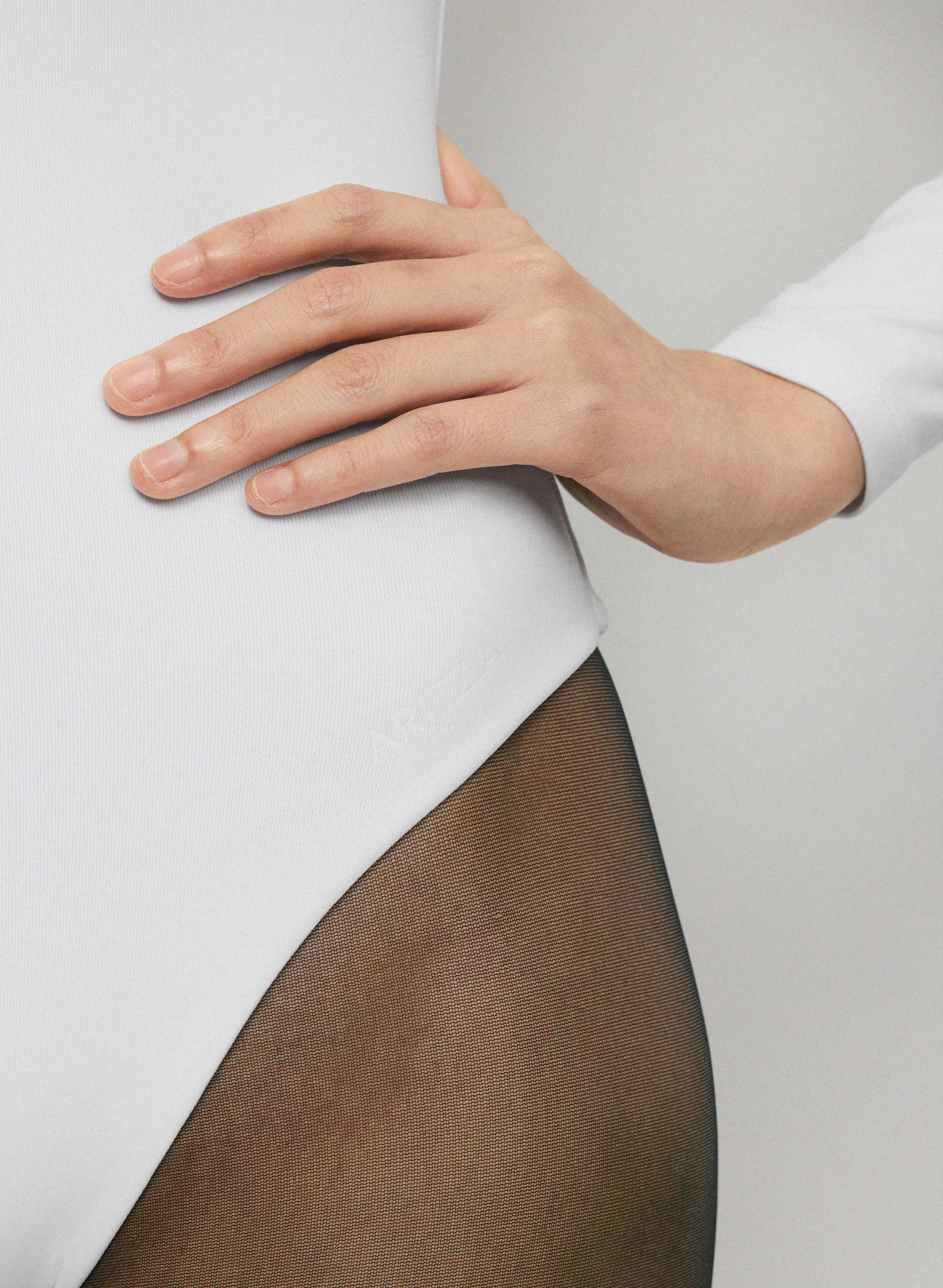 JUSTAUCORPS APÉRITIF EN CONTOUR ORIGINAL | Aritzia