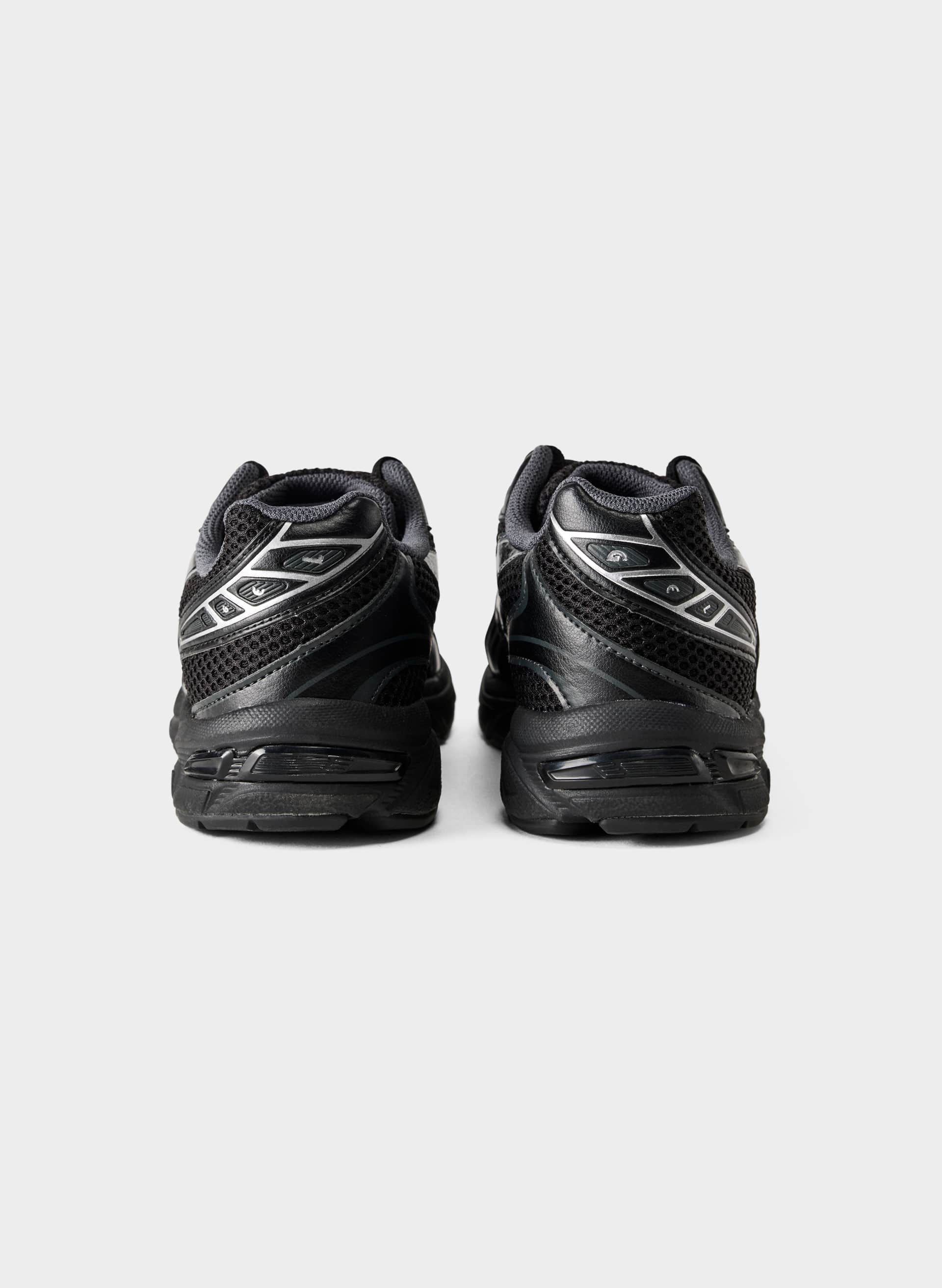 GEL-1130 | Aritzia