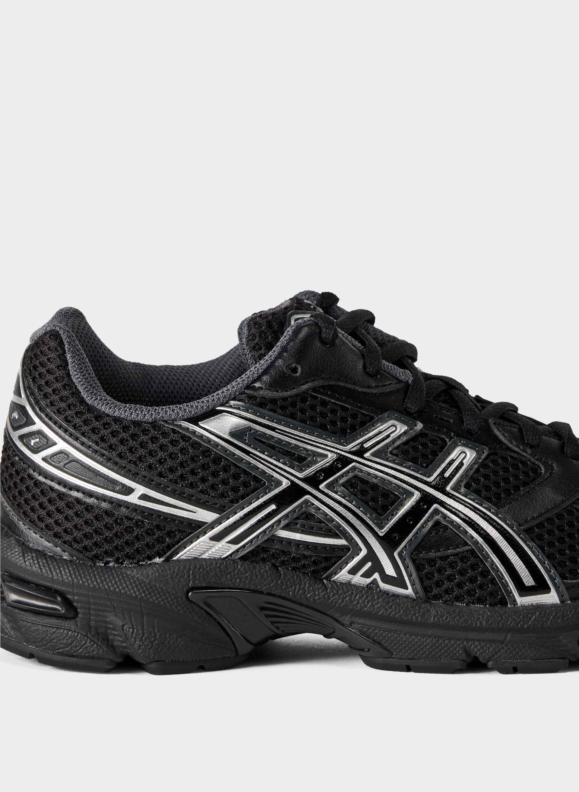 GEL-1130 | Aritzia