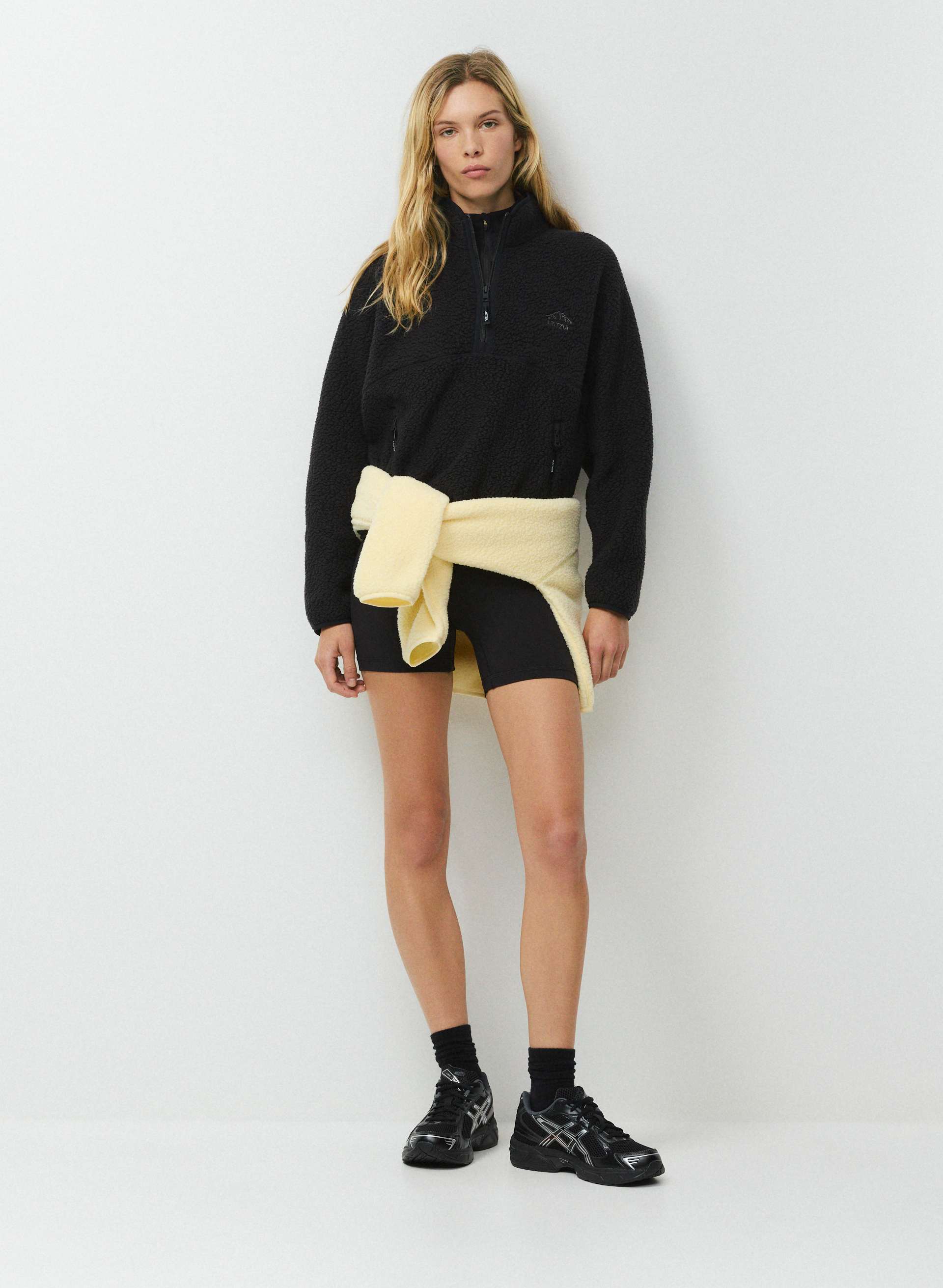GEL-1130 | Aritzia