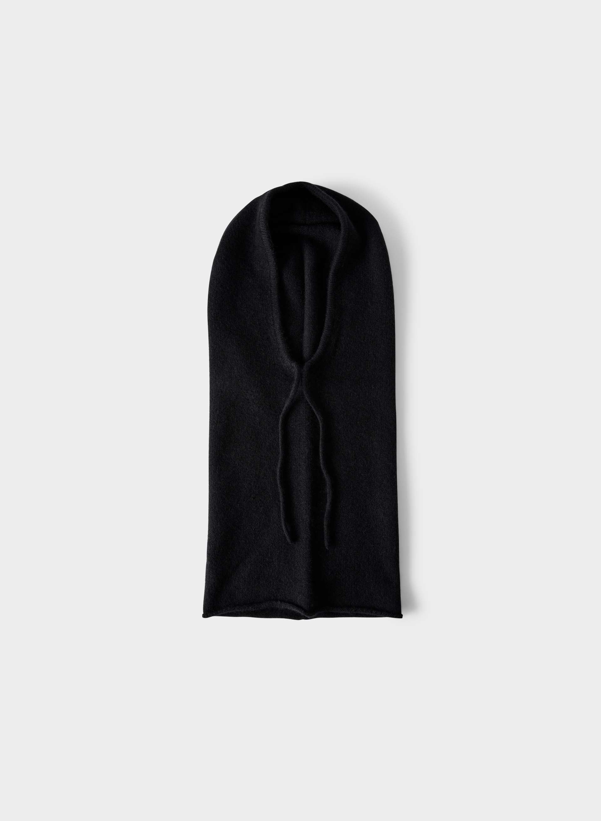 CASHMERE CURIO HOOD - Midweight 100% cashmere hood with drawstring. 