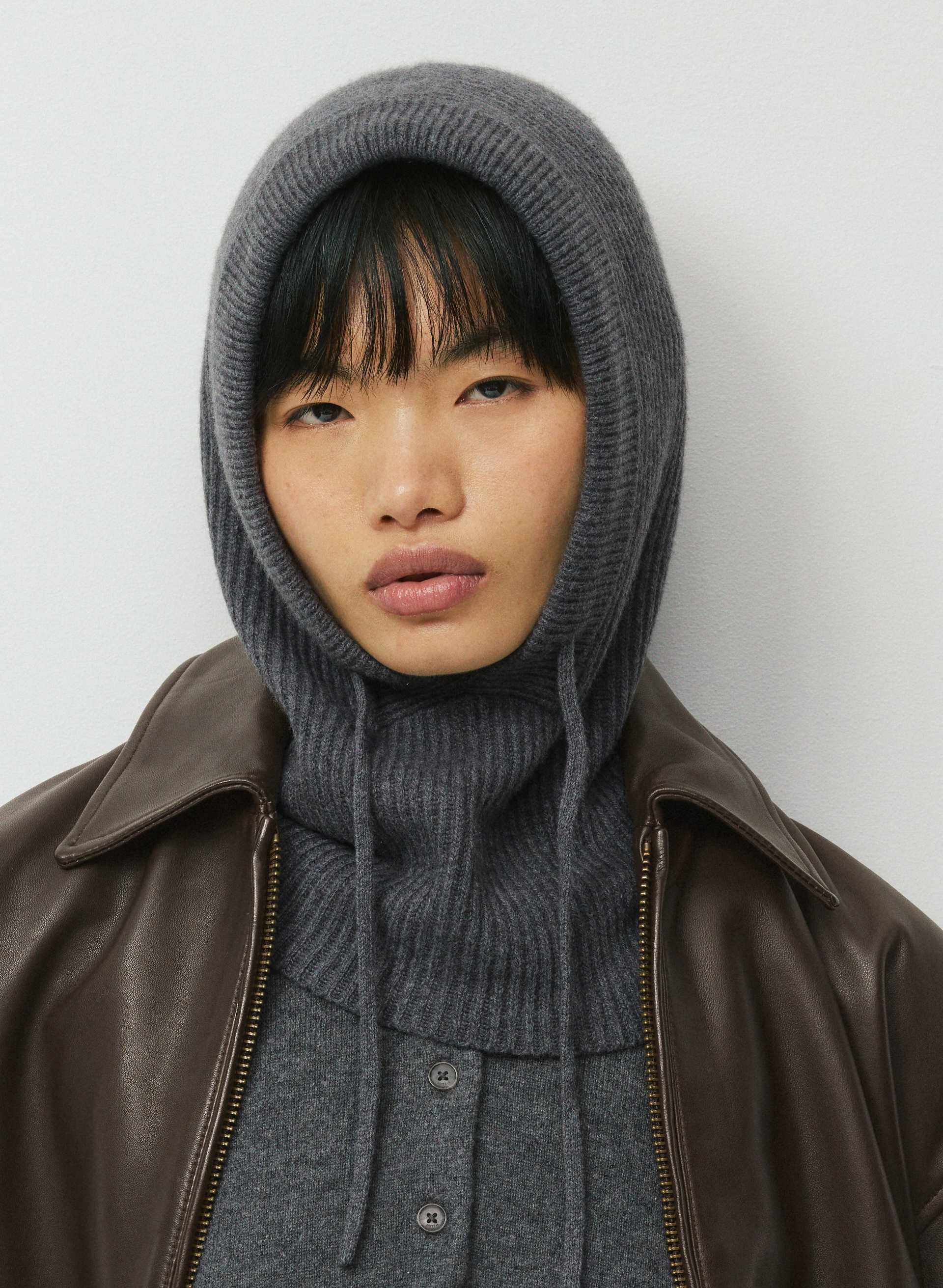 DARLING HOOD | Aritzia