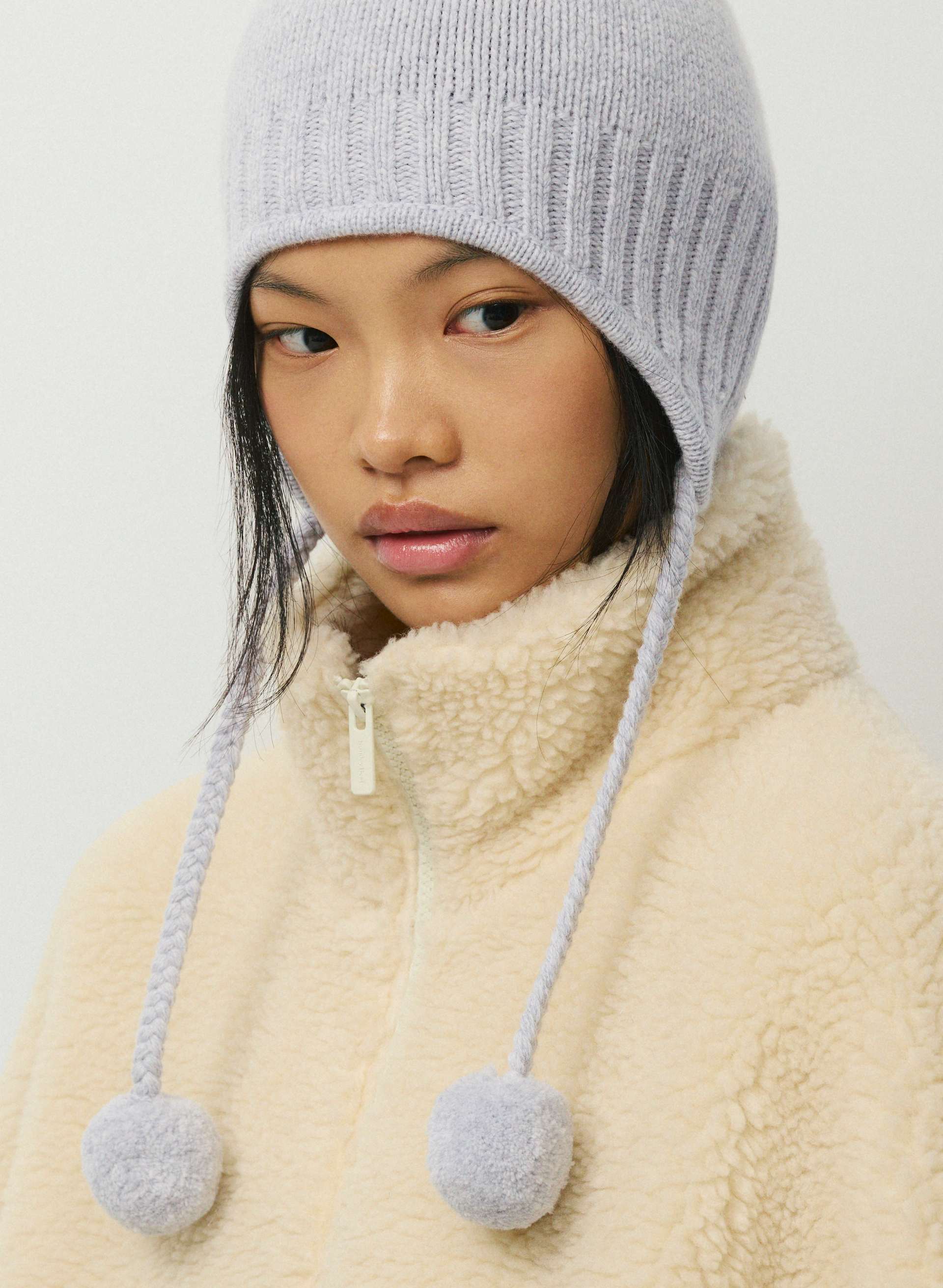 GRAVITAS BEANIE | Aritzia