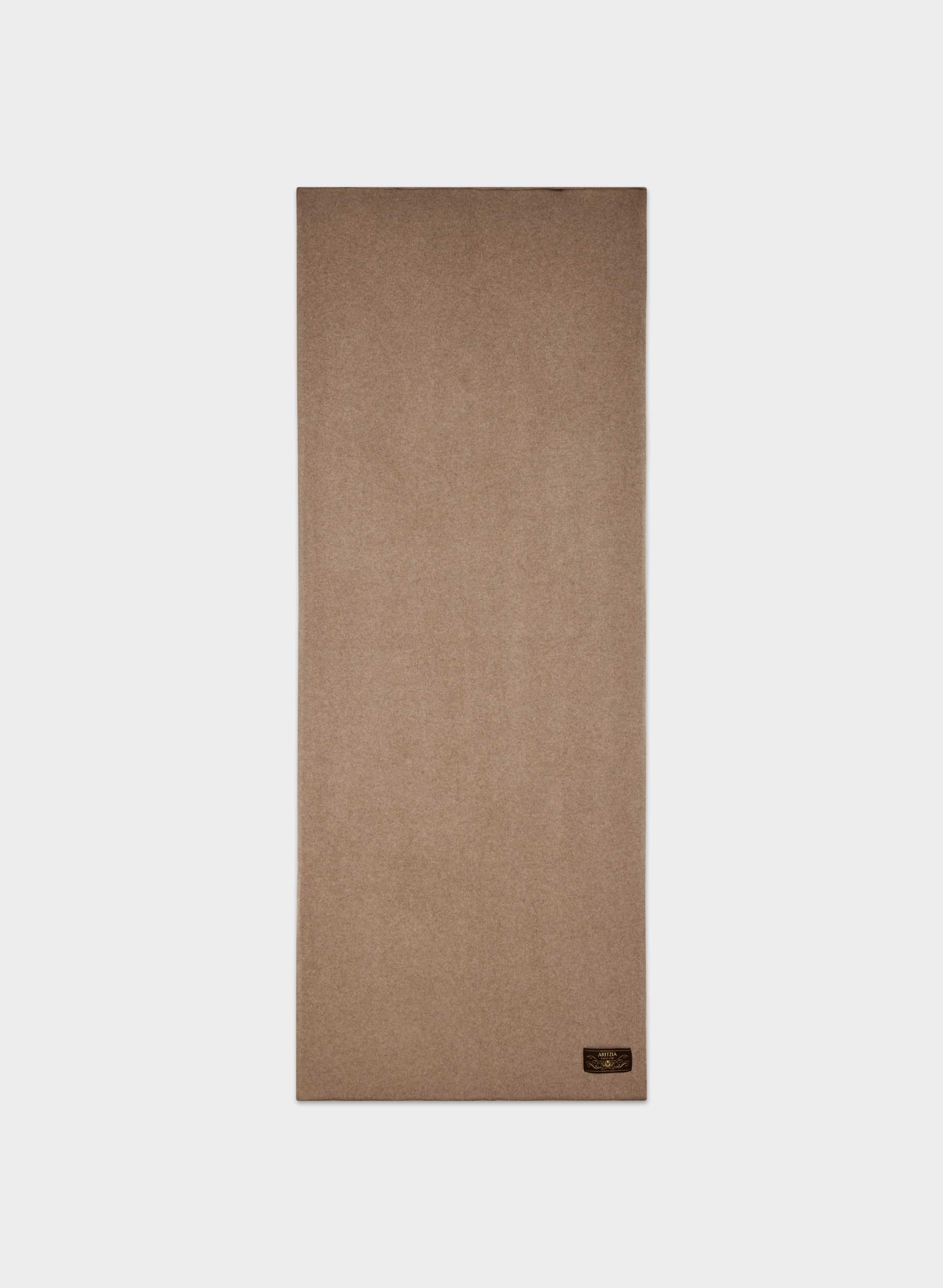 ESSENTIAL CASHMERE BLANKET SCARF | Aritzia