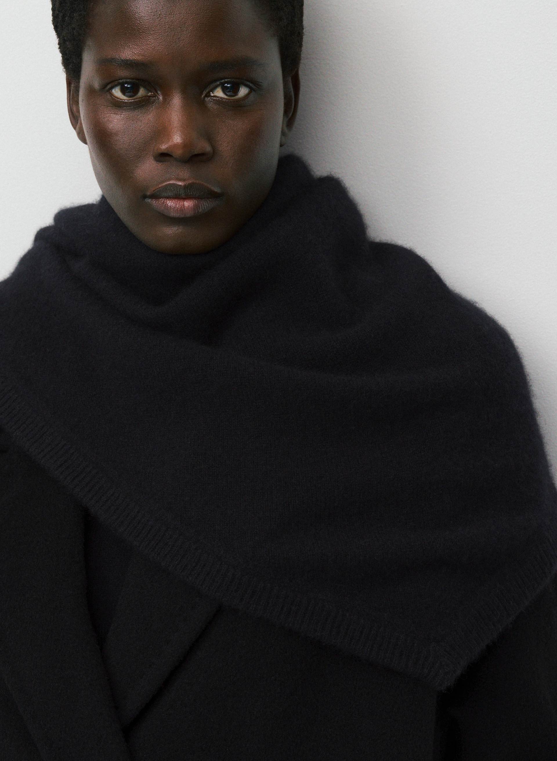 Essential Cashmere Key Large Triangle Scarf | Aritzia US