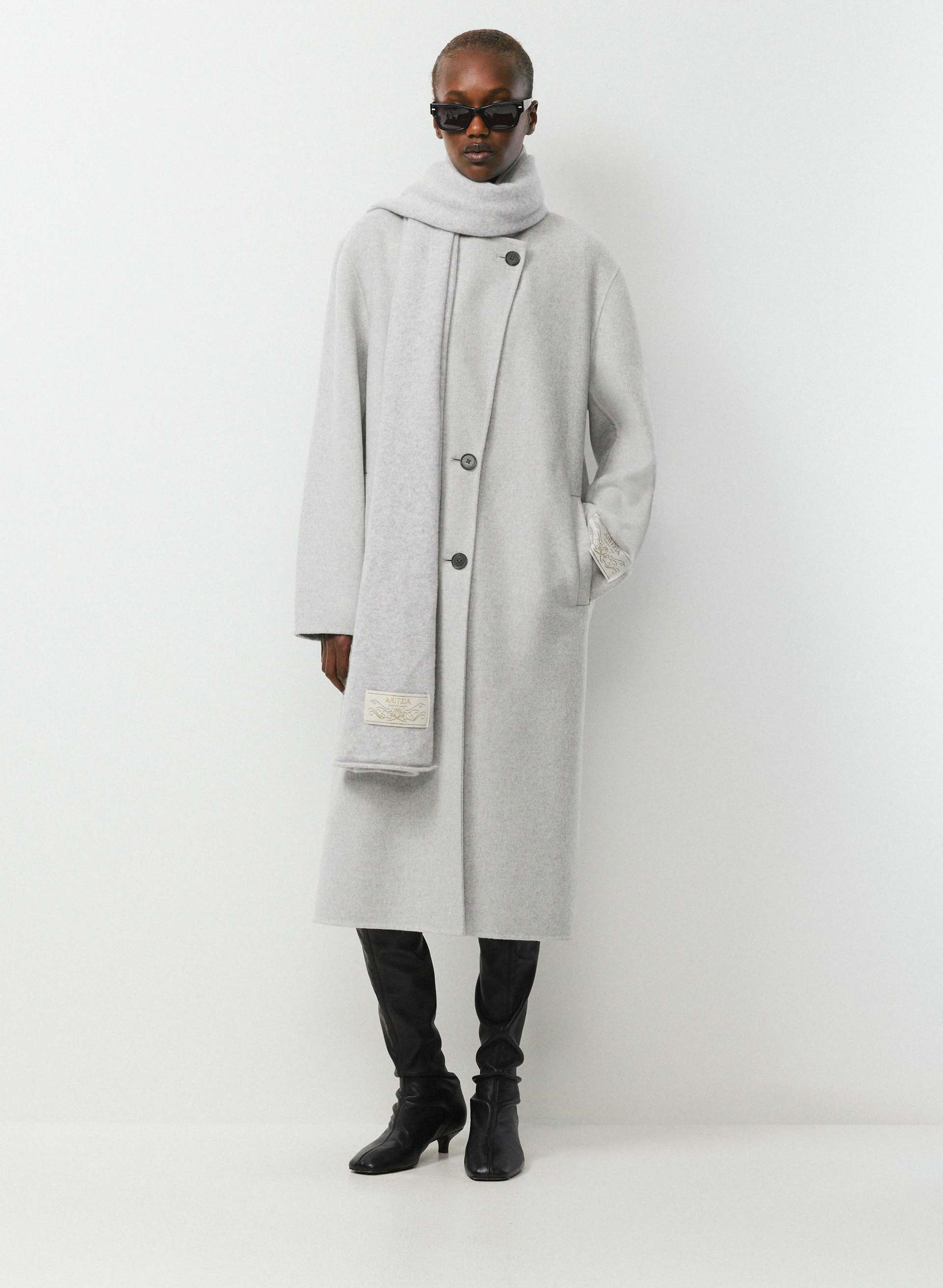 Essential Cashmere Millennia Large Scarf | Aritzia US