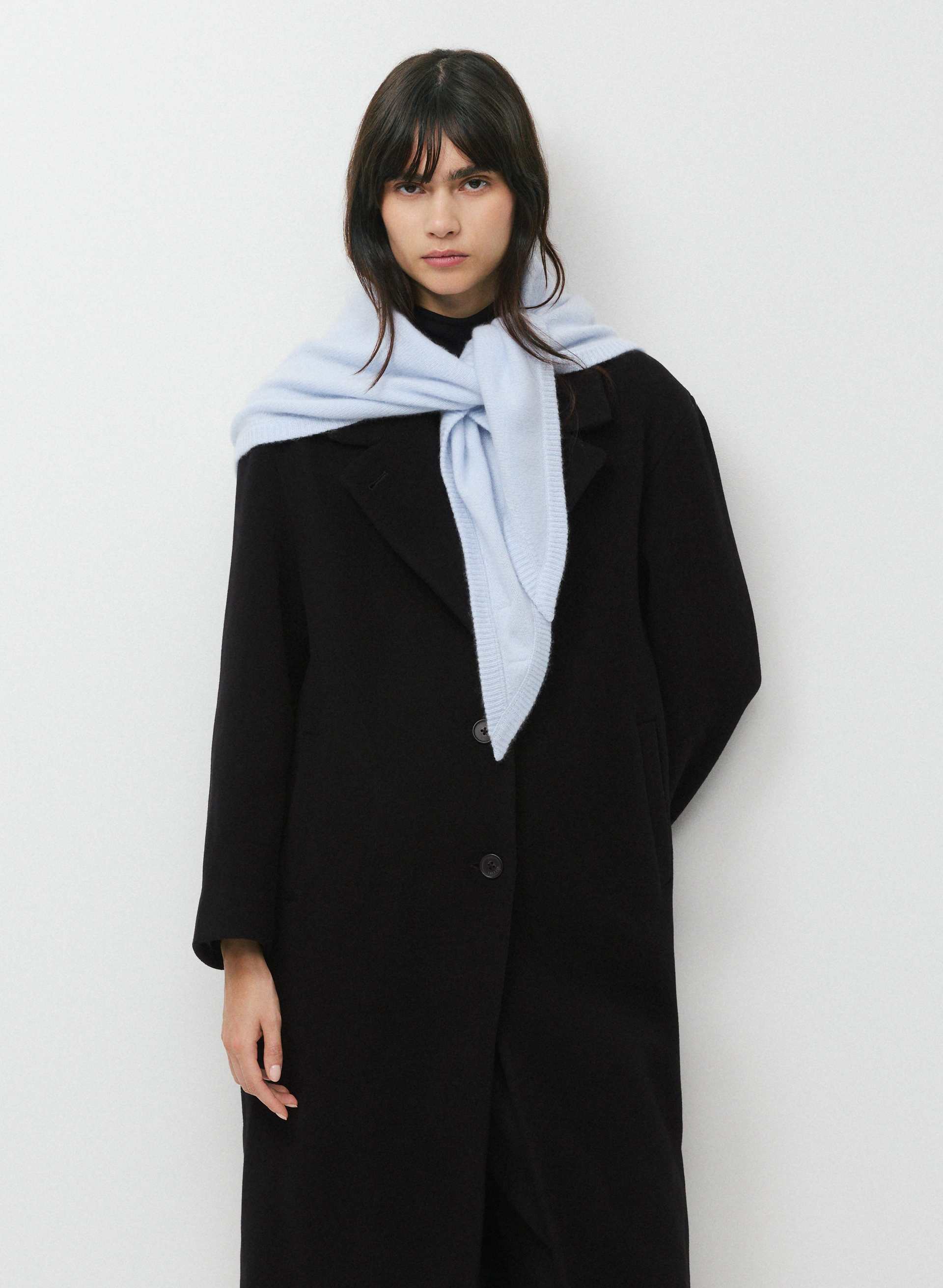 ESSENTIAL CASHMERE KEY MEDIUM SCARF | Aritzia
