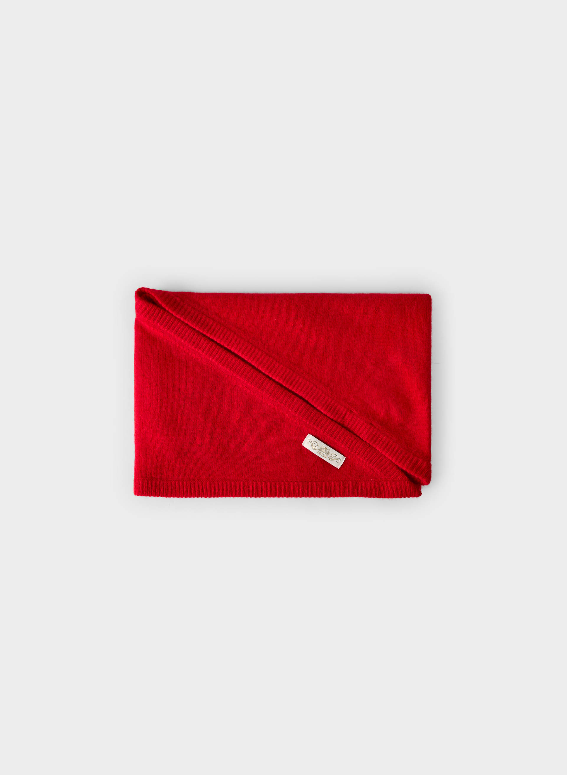 ESSENTIAL CASHMERE KEY MEDIUM SCARF | Aritzia
