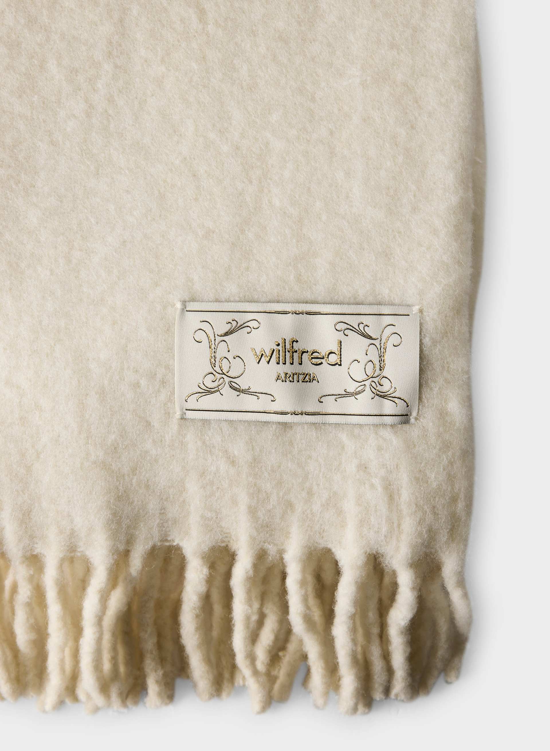 TWIST SCARF | Aritzia