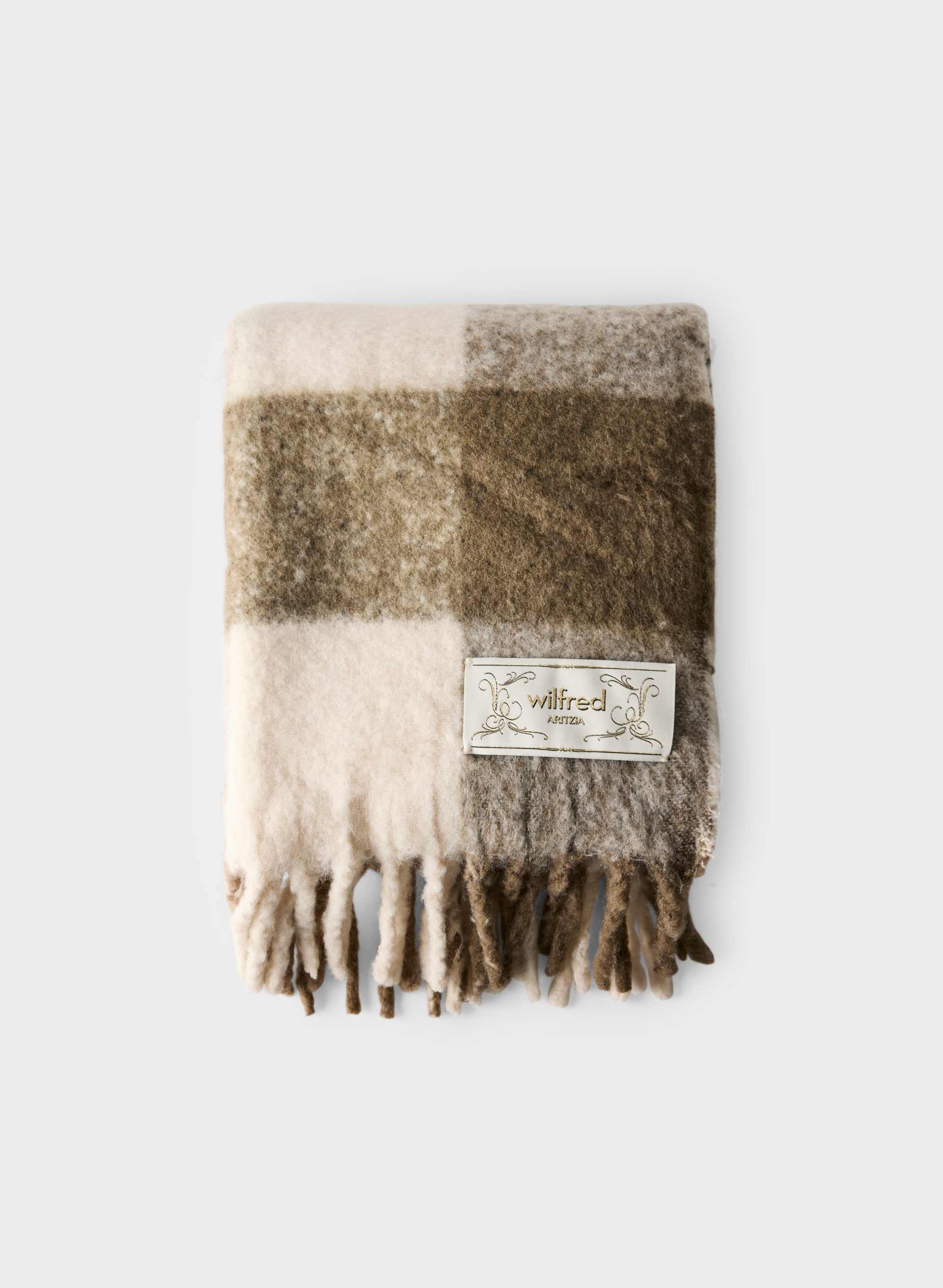 TWIST SCARF | Aritzia