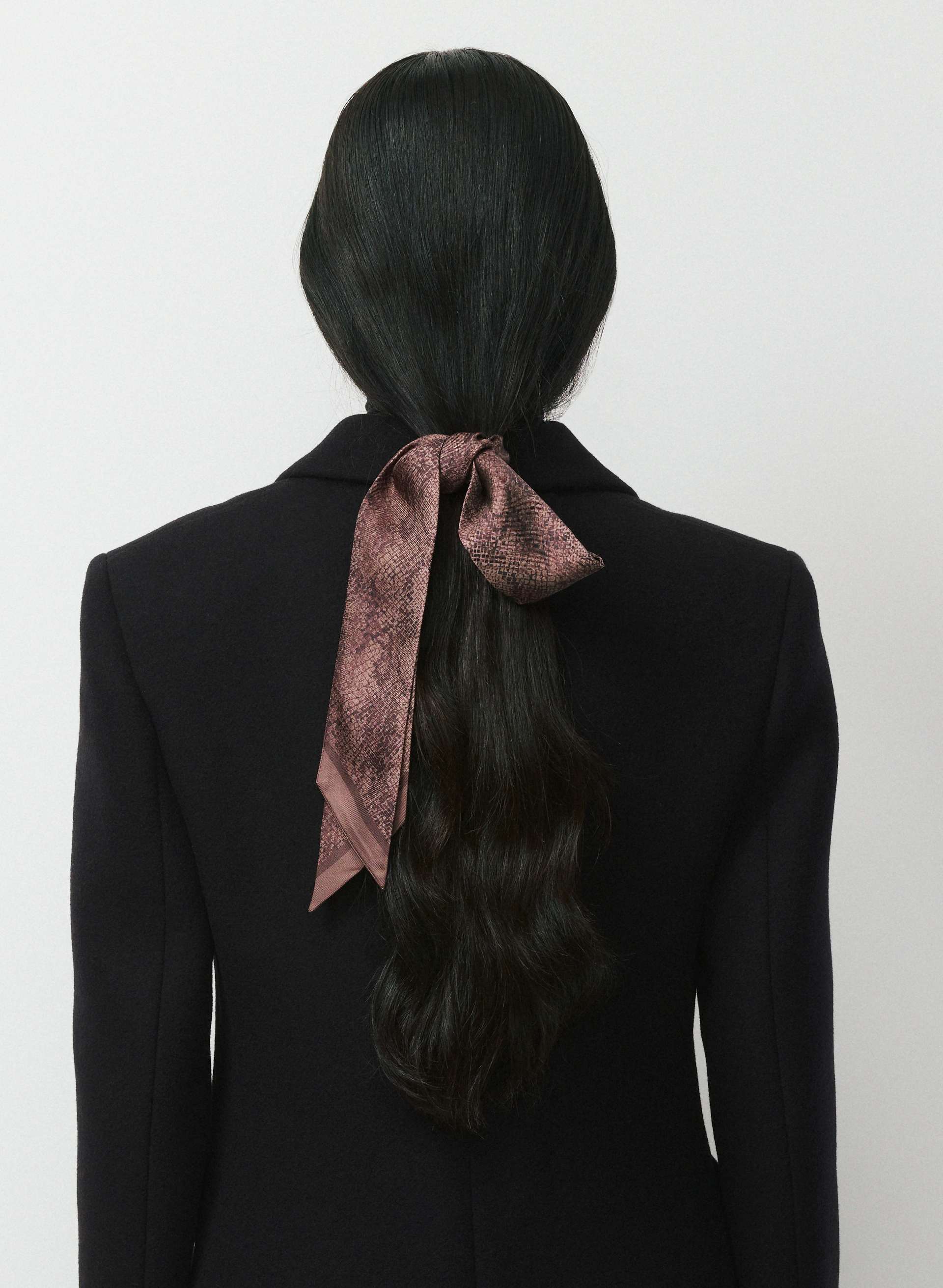 FOULARD ZÉNITH DE STYLE RUBAN EN SOIE | Aritzia