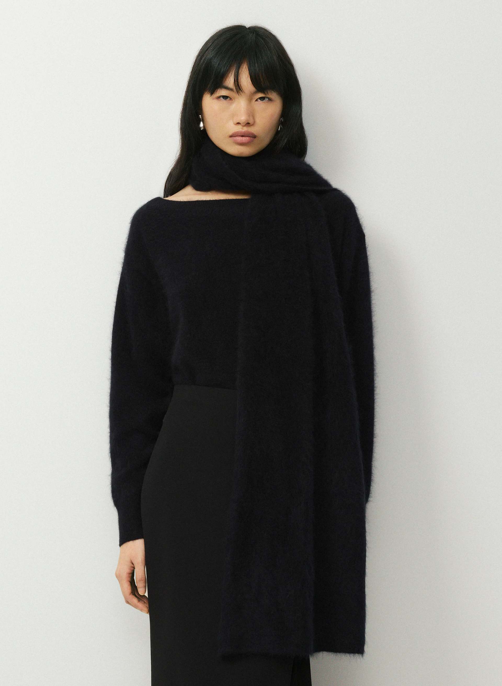 BRUSHED WOOL CASHMERE MILLENNIA LARGE SCARF | Aritzia