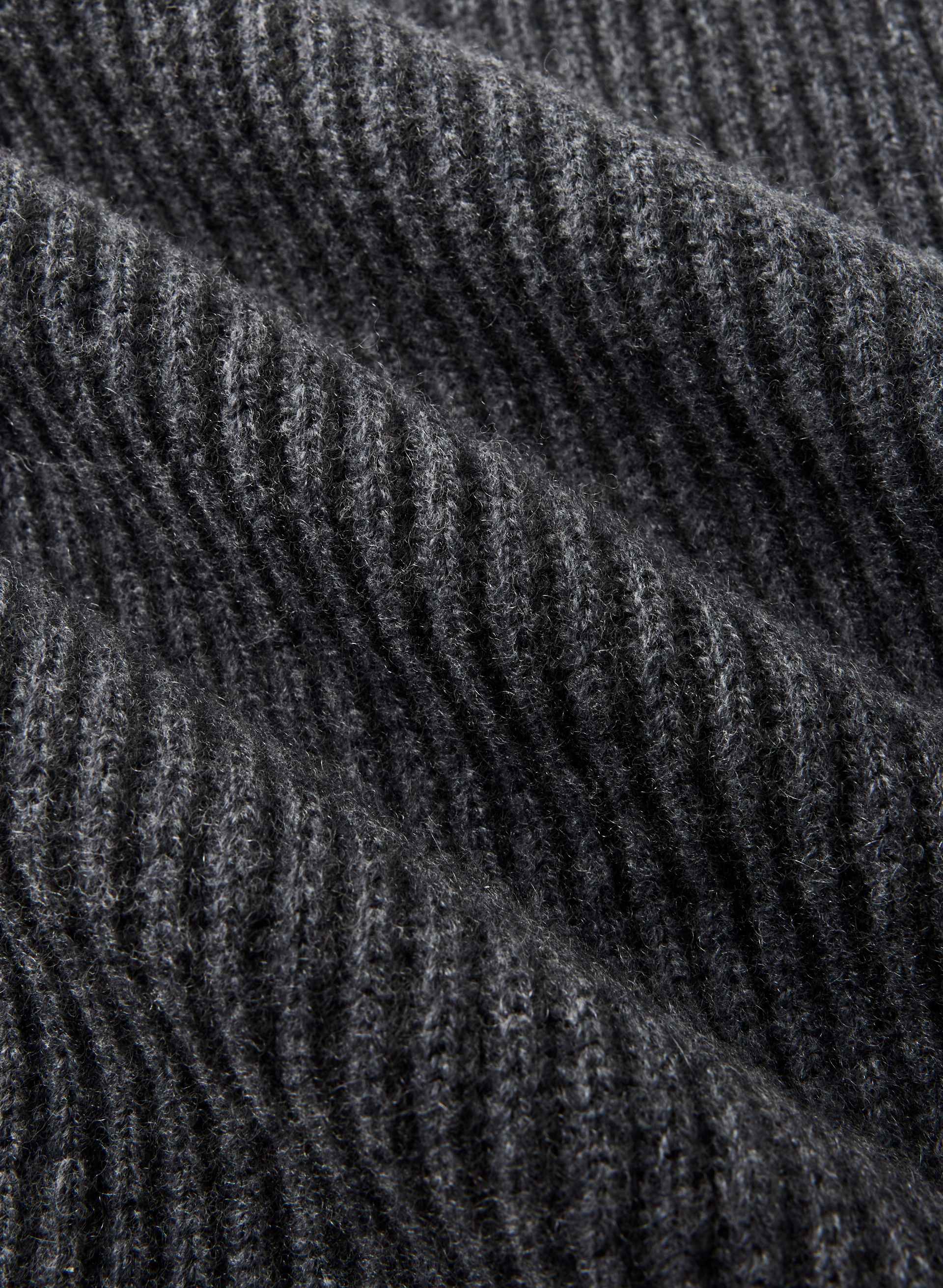 WOOL CASHMERE BEQUEST HOODED SCARF | Aritzia