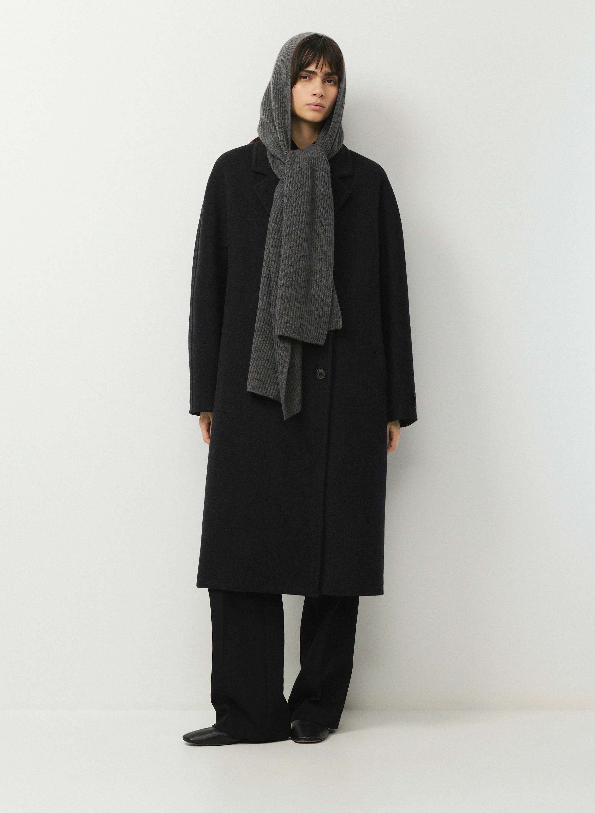 WOOL CASHMERE BEQUEST HOODED SCARF | Aritzia