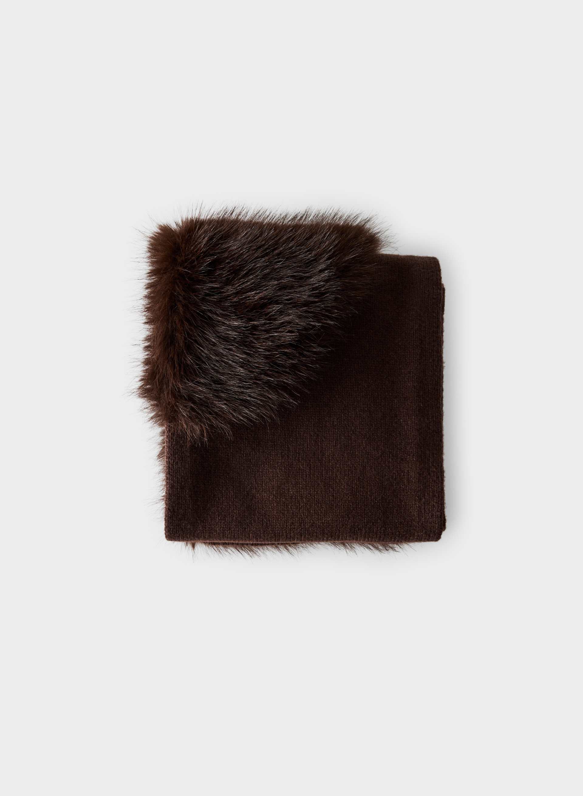VALMOREL SCARF | Aritzia