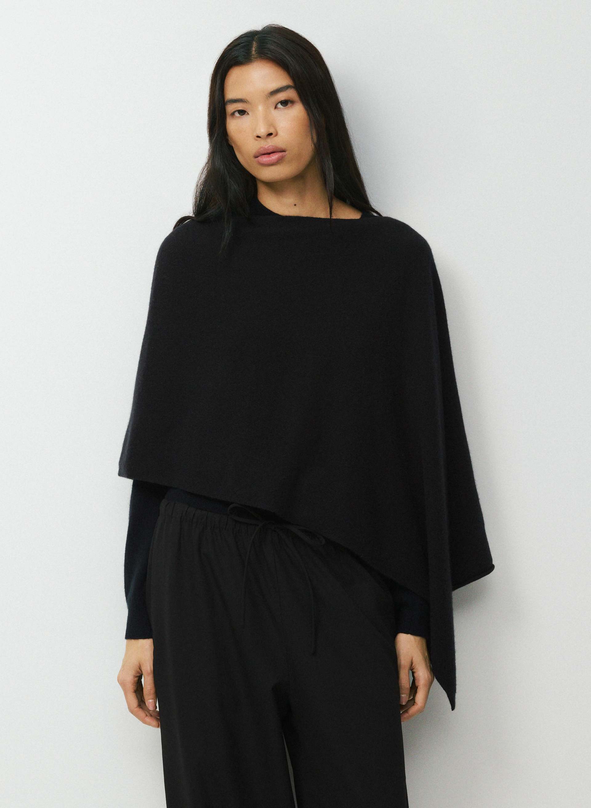 BARE CASHMERE BARONESS PONCHO | Aritzia