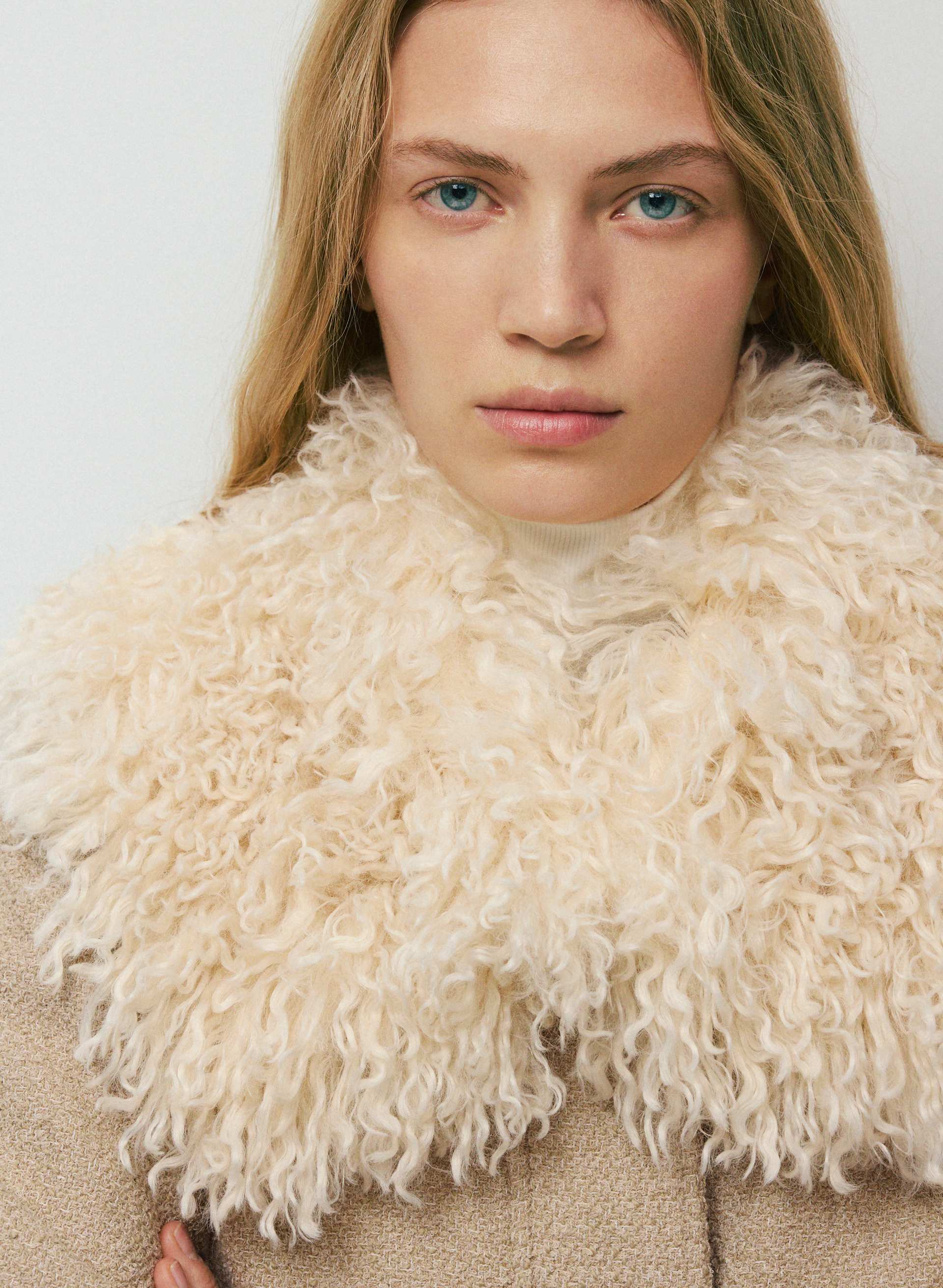 MURREN COLLAR | Aritzia