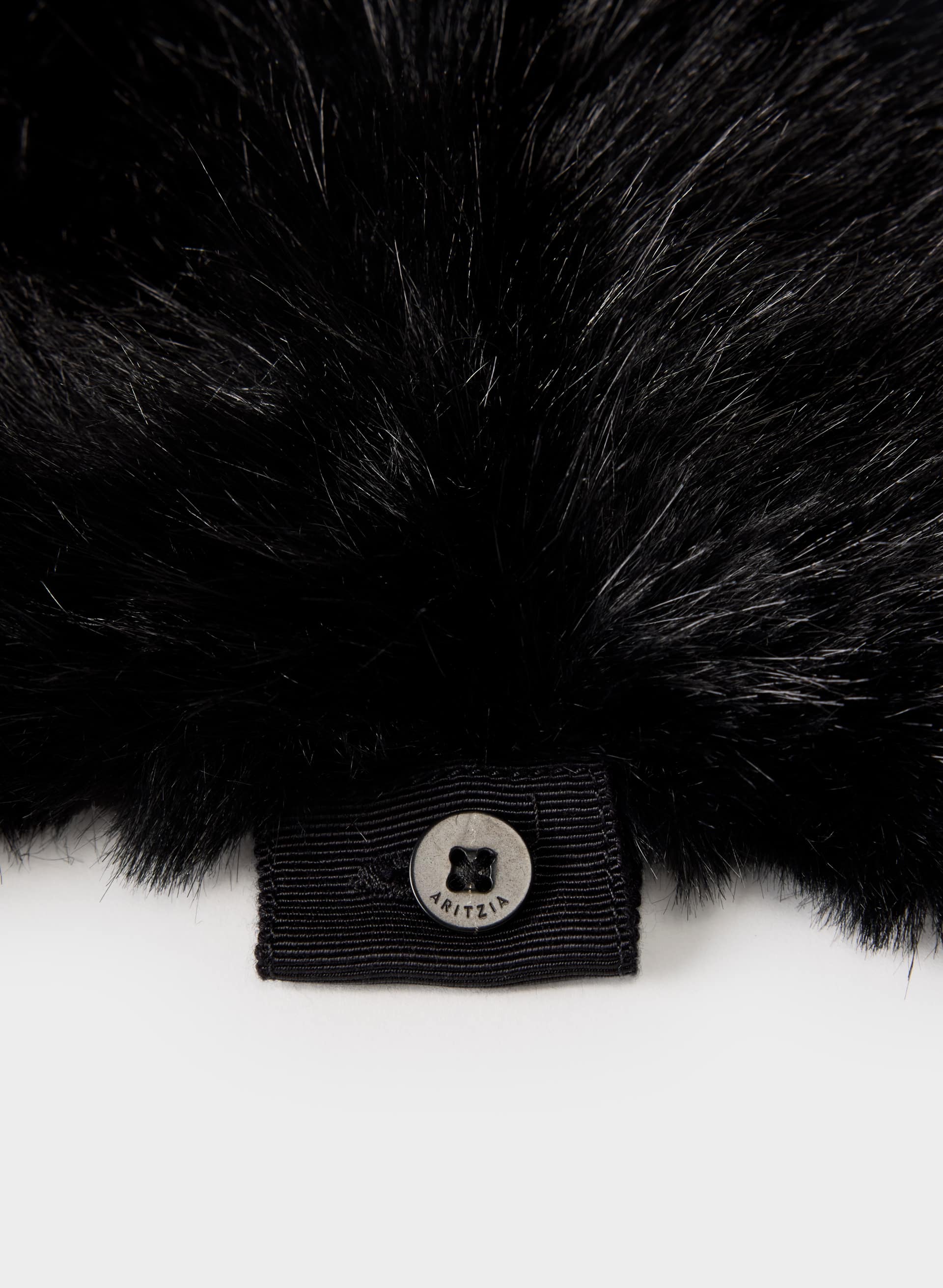 MERIBEL COLLAR | Aritzia