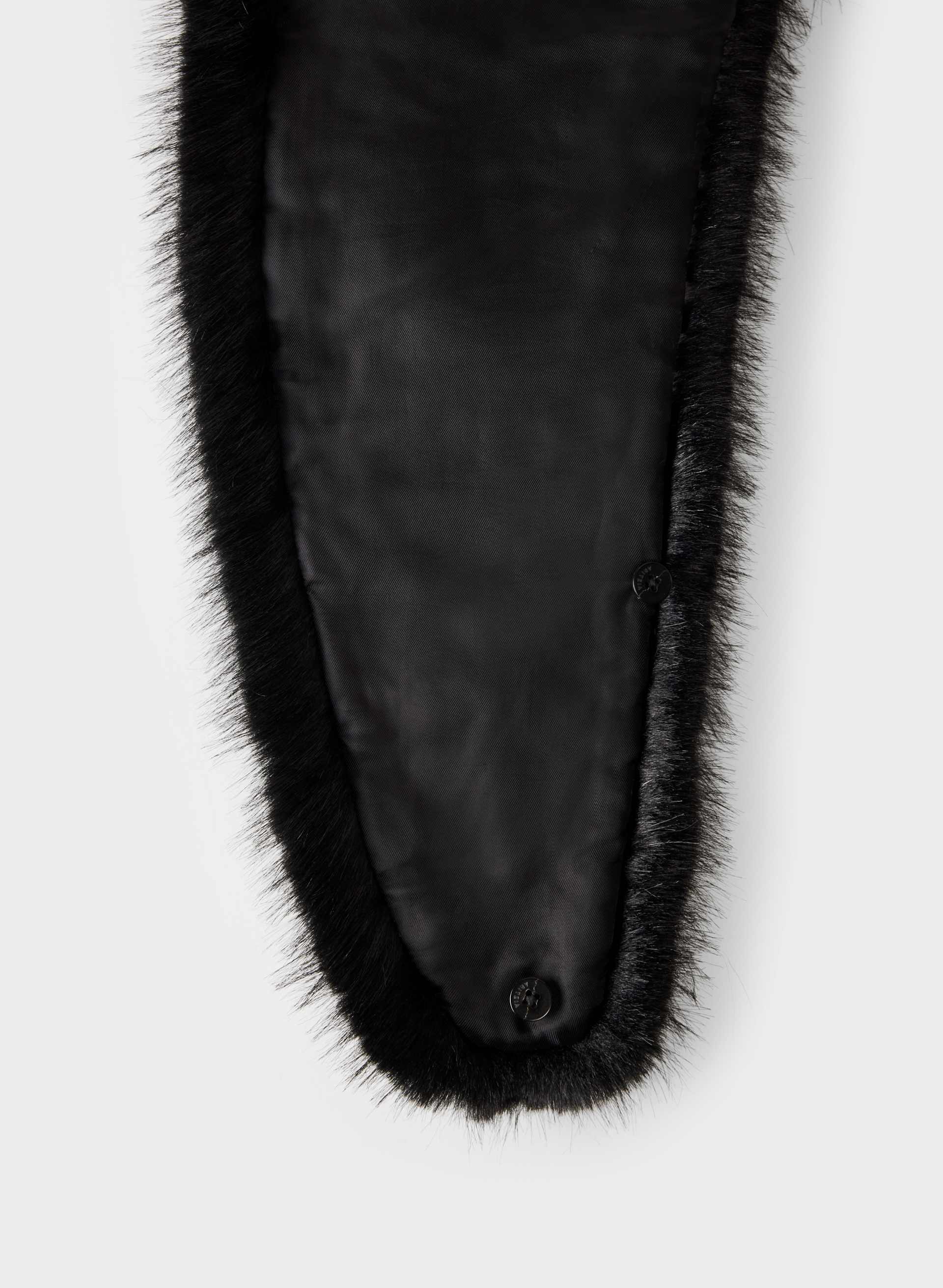 MERIBEL COLLAR | Aritzia