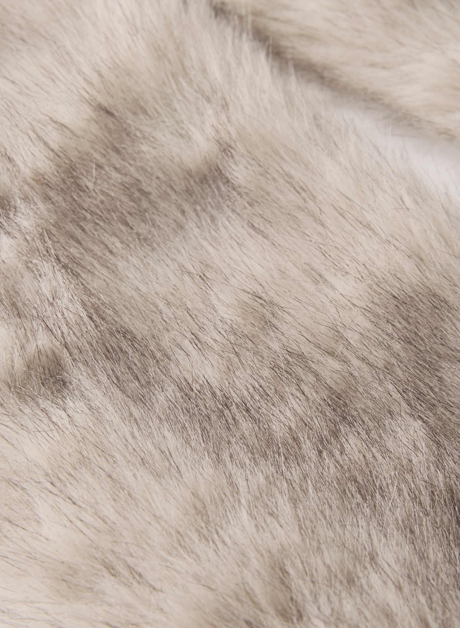 MERIBEL COLLAR | Aritzia