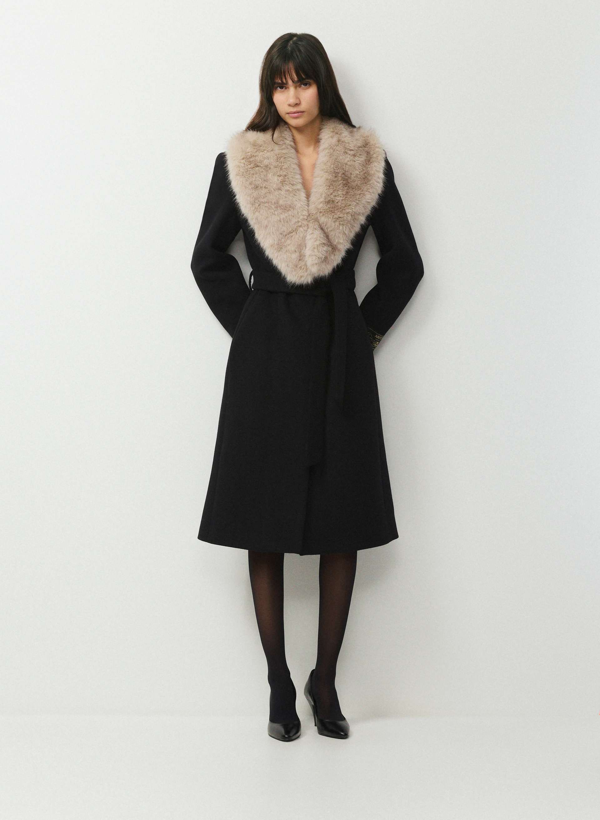 MERIBEL COLLAR | Aritzia