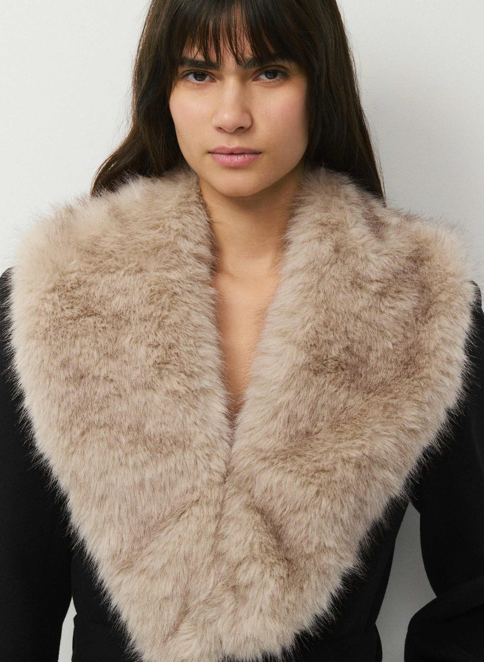 MERIBEL COLLAR | Aritzia