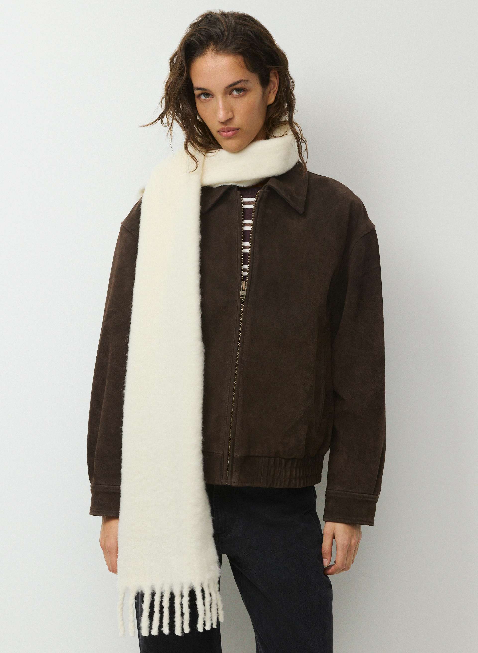 TWIST SKINNY SCARF | Aritzia