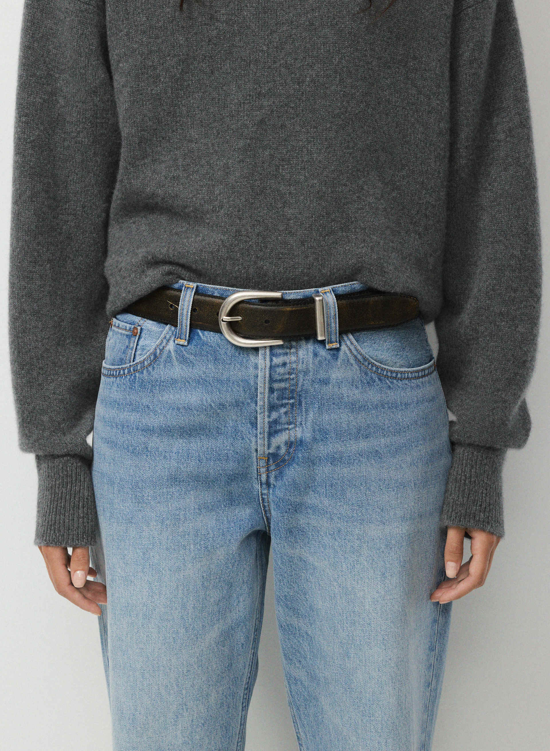 ACCENT SOLID BRASS LEATHER WIDE BELT | Aritzia