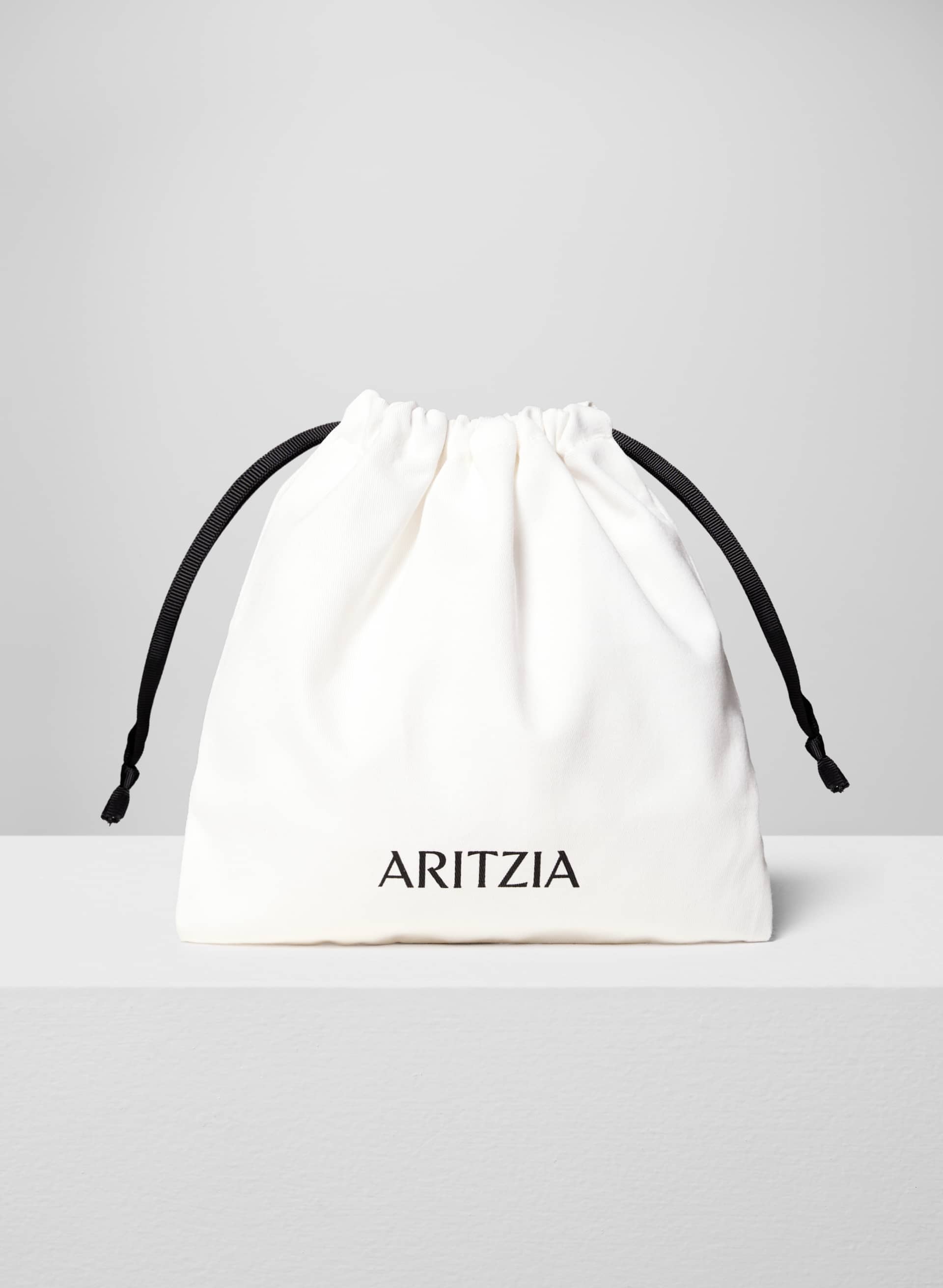 LEGENDARY SOLID BRASS LEATHER BELT | Aritzia