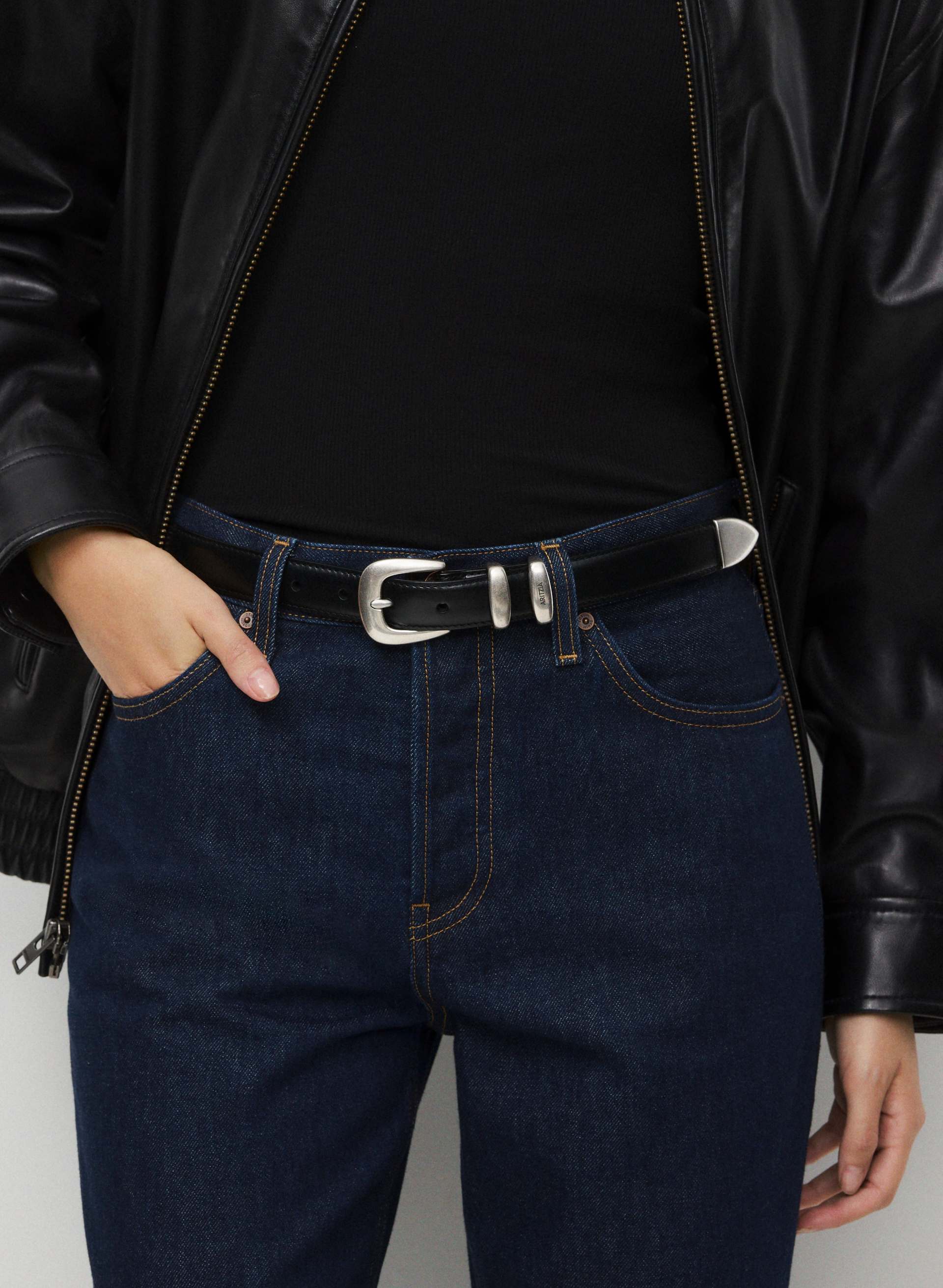 Atlast&Co SOLID BRASS BELT アットラスト　ベルト Legendary Solid Brass Leather Belt | Aritzia US