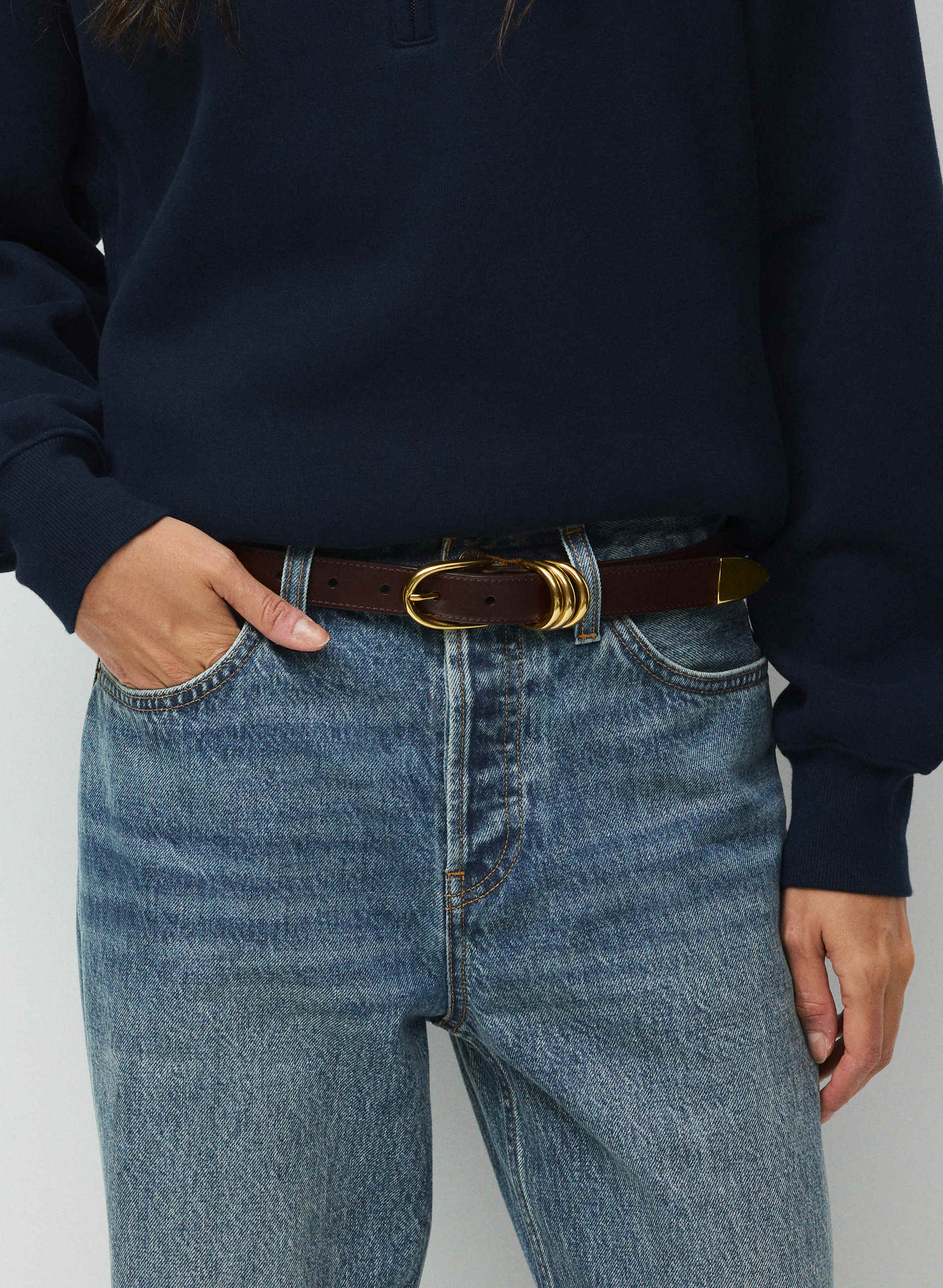 OPULENCE SOLID BRASS LEATHER BELT | Aritzia