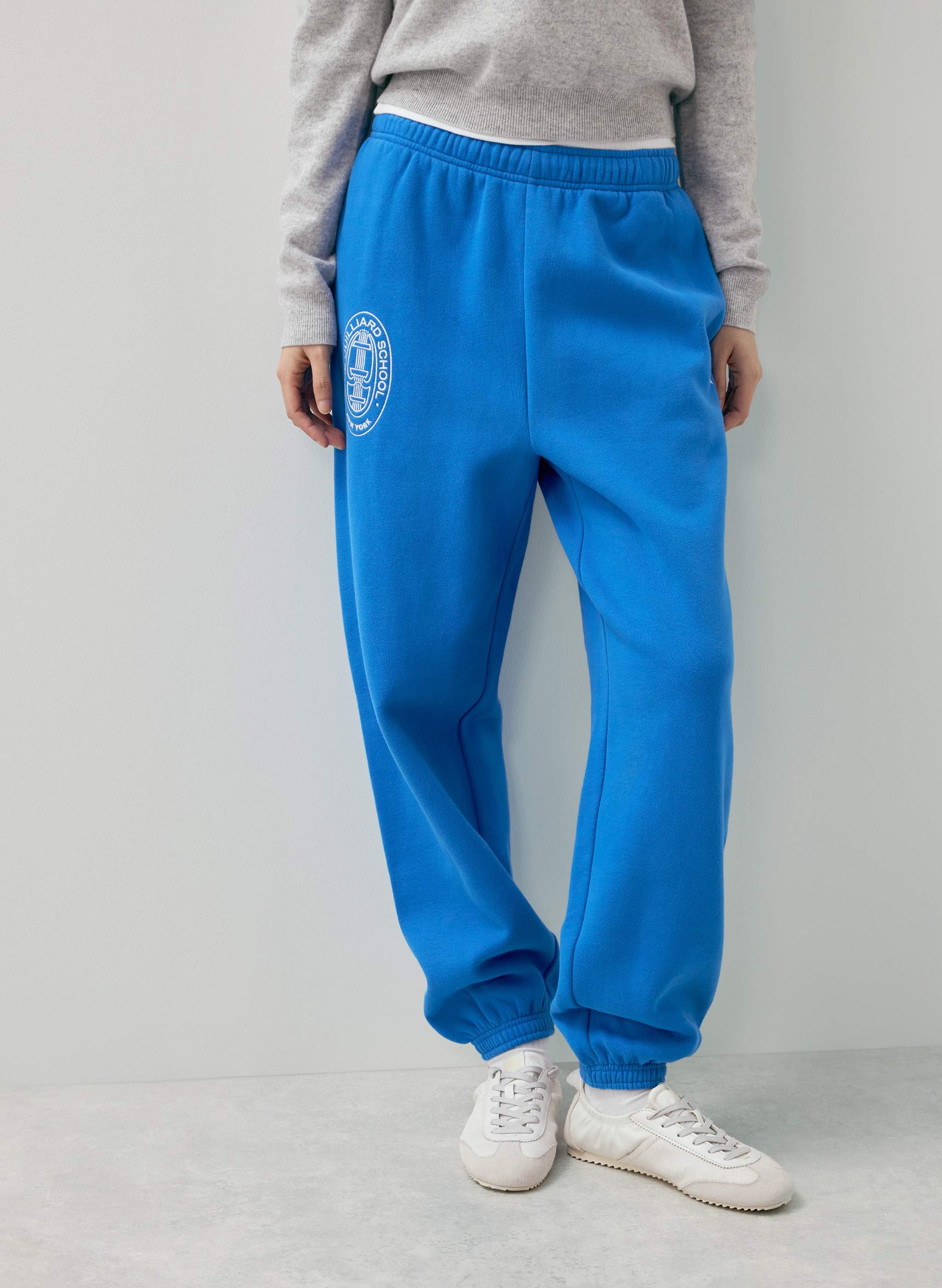 JUILLIARD X COZY SWEATFLEECE MEGA JOGGER - Limited-edition oversized fleece joggers with The Juilliard School graphic. 