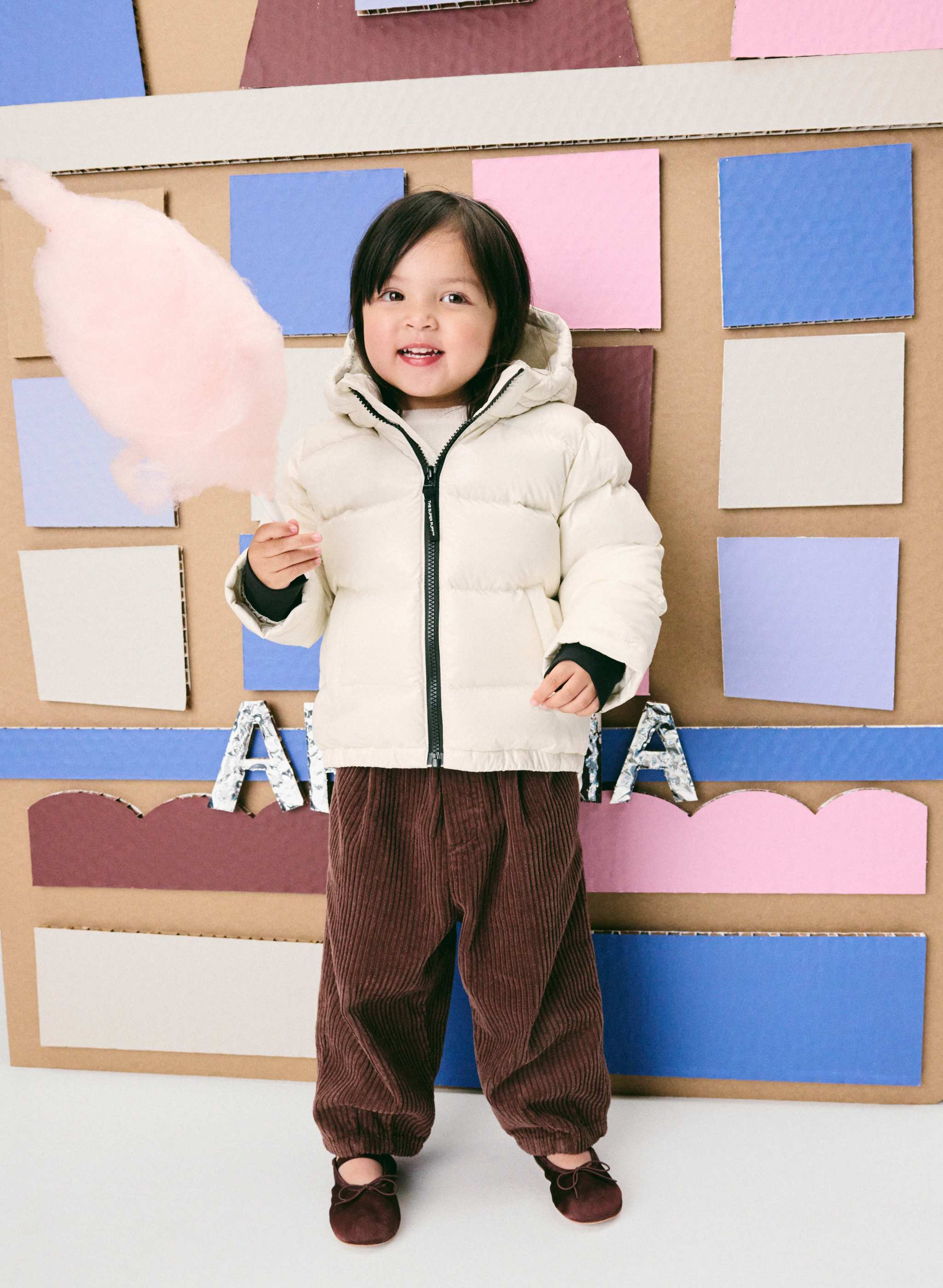 MANTEAU THE SUPER BABY PUFF™ - TAFFETAS HI-GLOSS - Manteau bouffant pour bébé en duvet de première qualité offrant un facteur de gonflement de 800 et plus et en tissu Hi-Gloss français. 