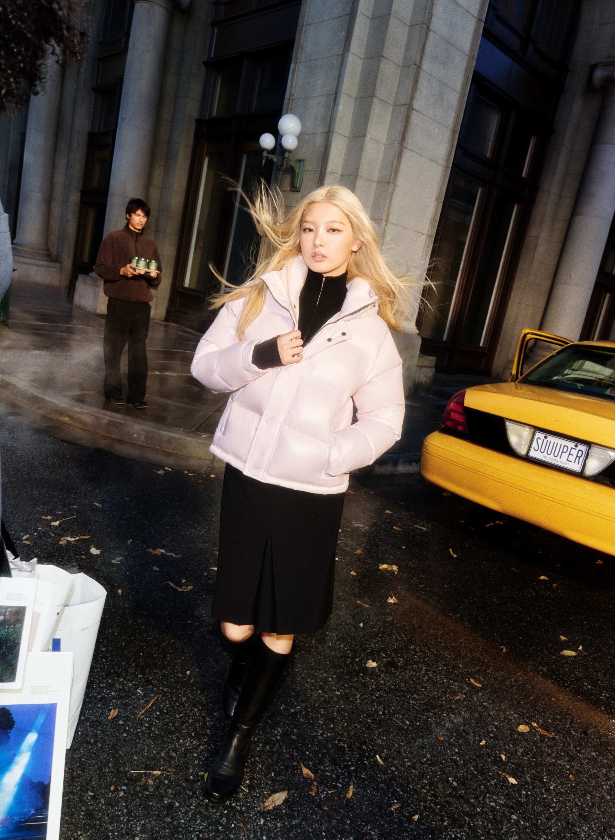 THE SUPER PUFF™ SHORTY - HI-GLOSS - Hi-Gloss French taffeta above-hip 800+ fill-power premium down puffer jacket. 