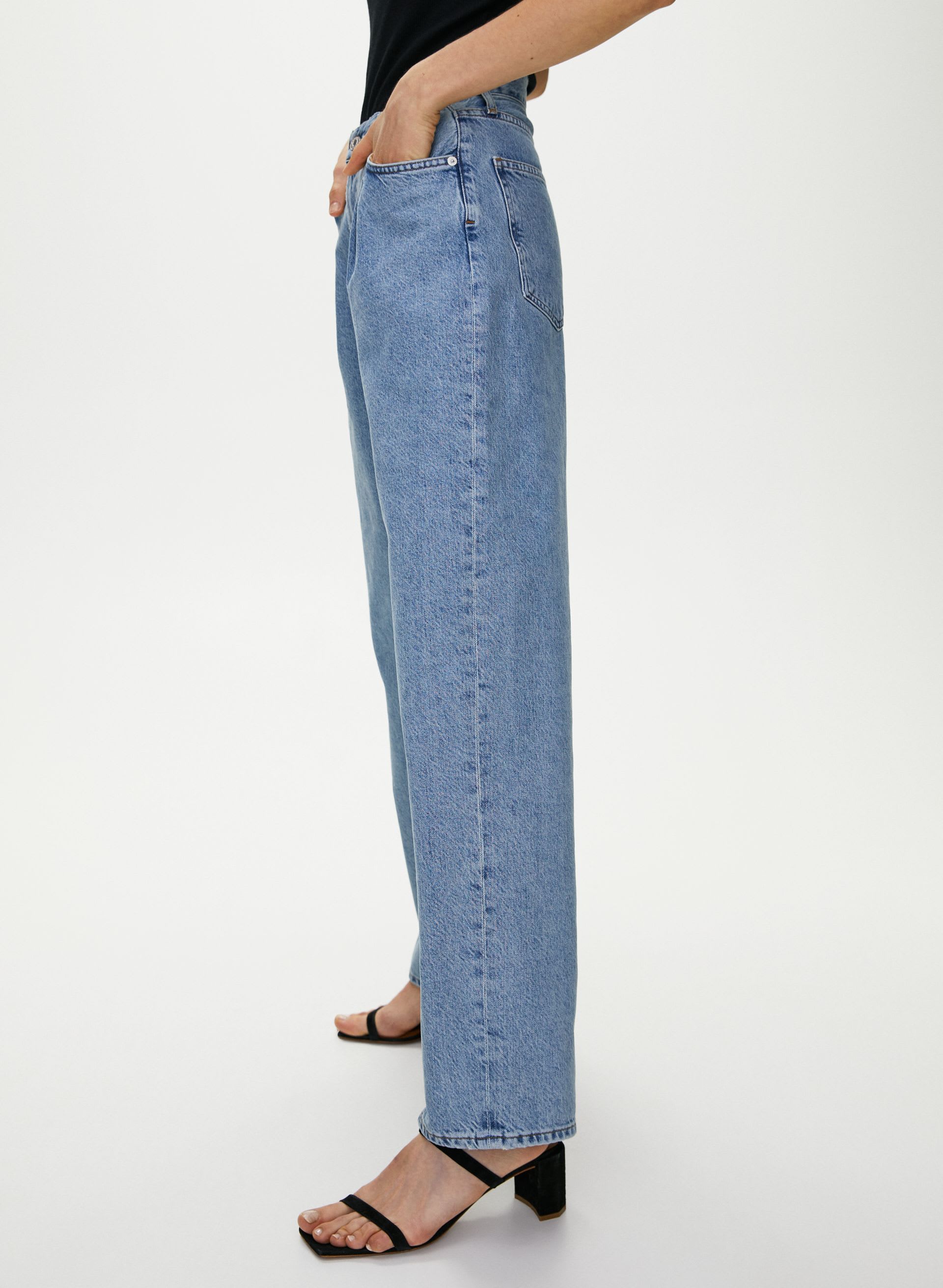 BAGGY W/ TAB JEAN | Aritzia