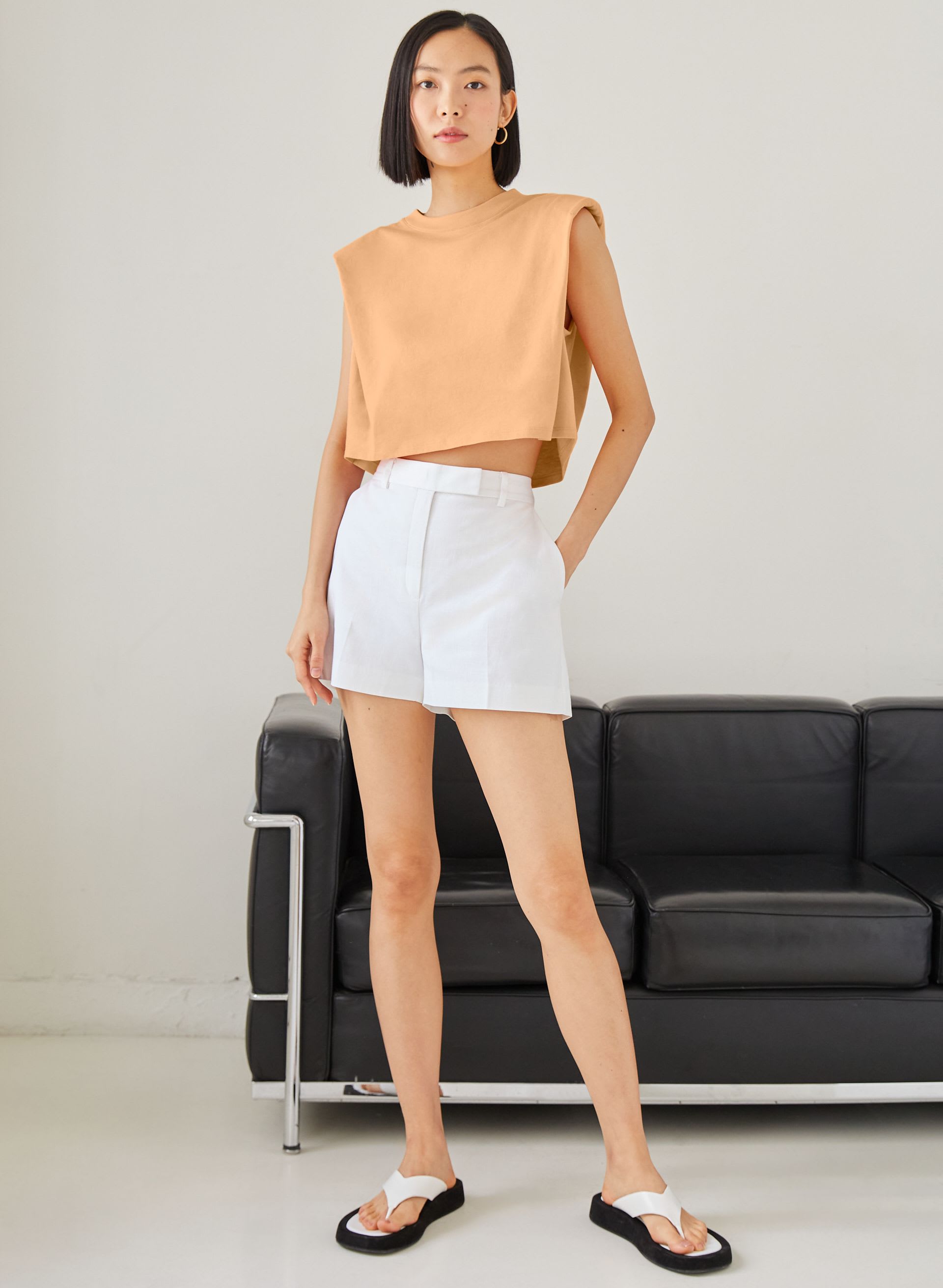 SHOULDER PAD CROPPED TANK | Aritzia