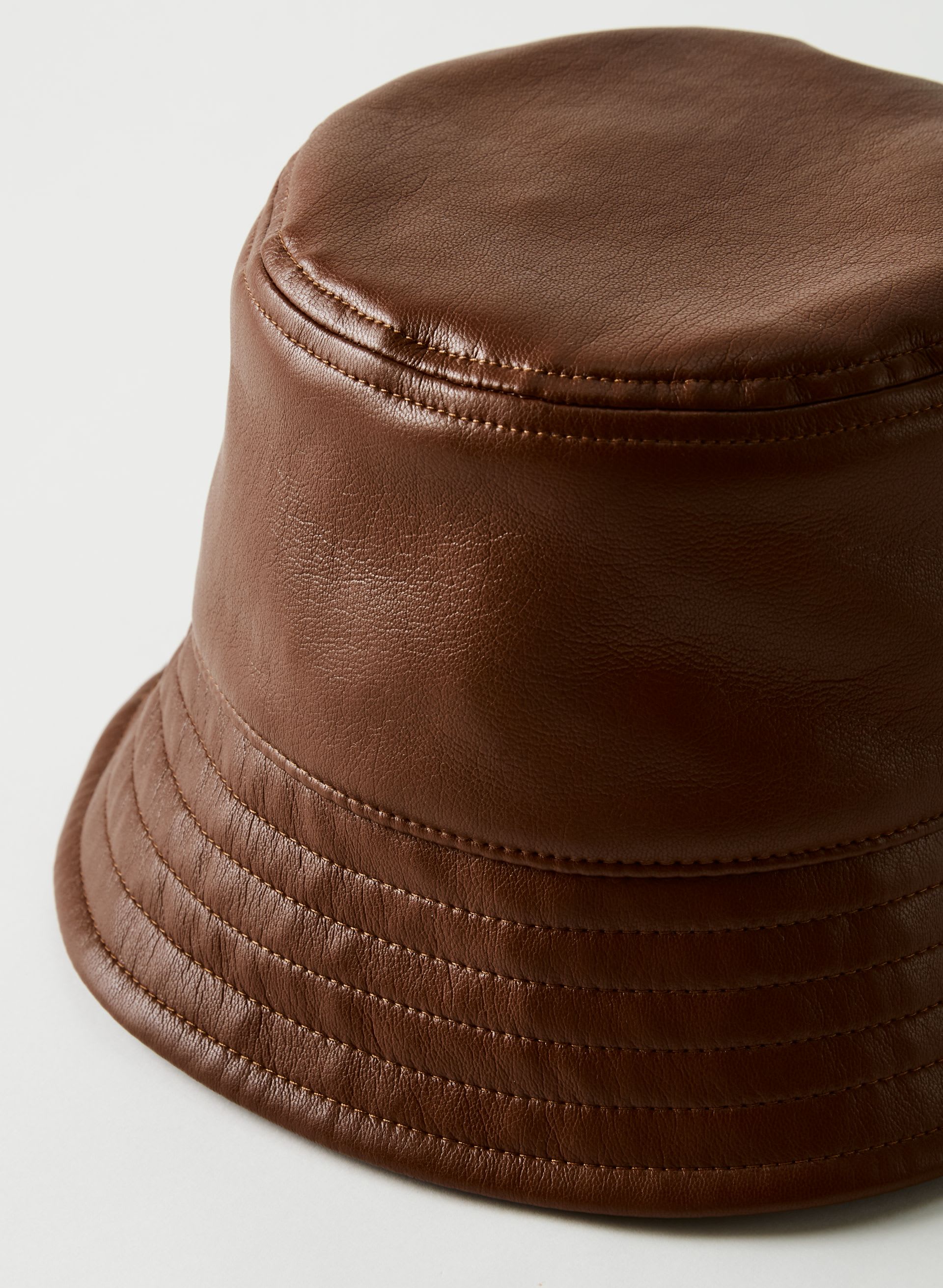 Sandra Bucket Hat | Aritzia US