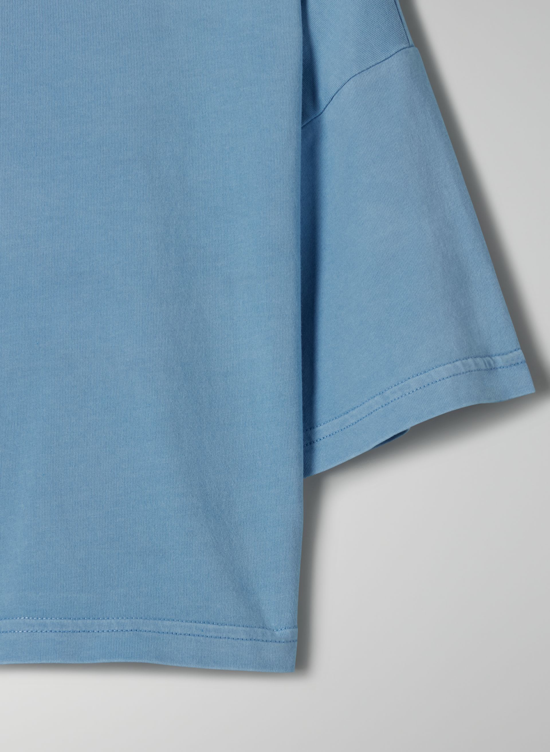 LAID BACK T-SHIRT | Aritzia
