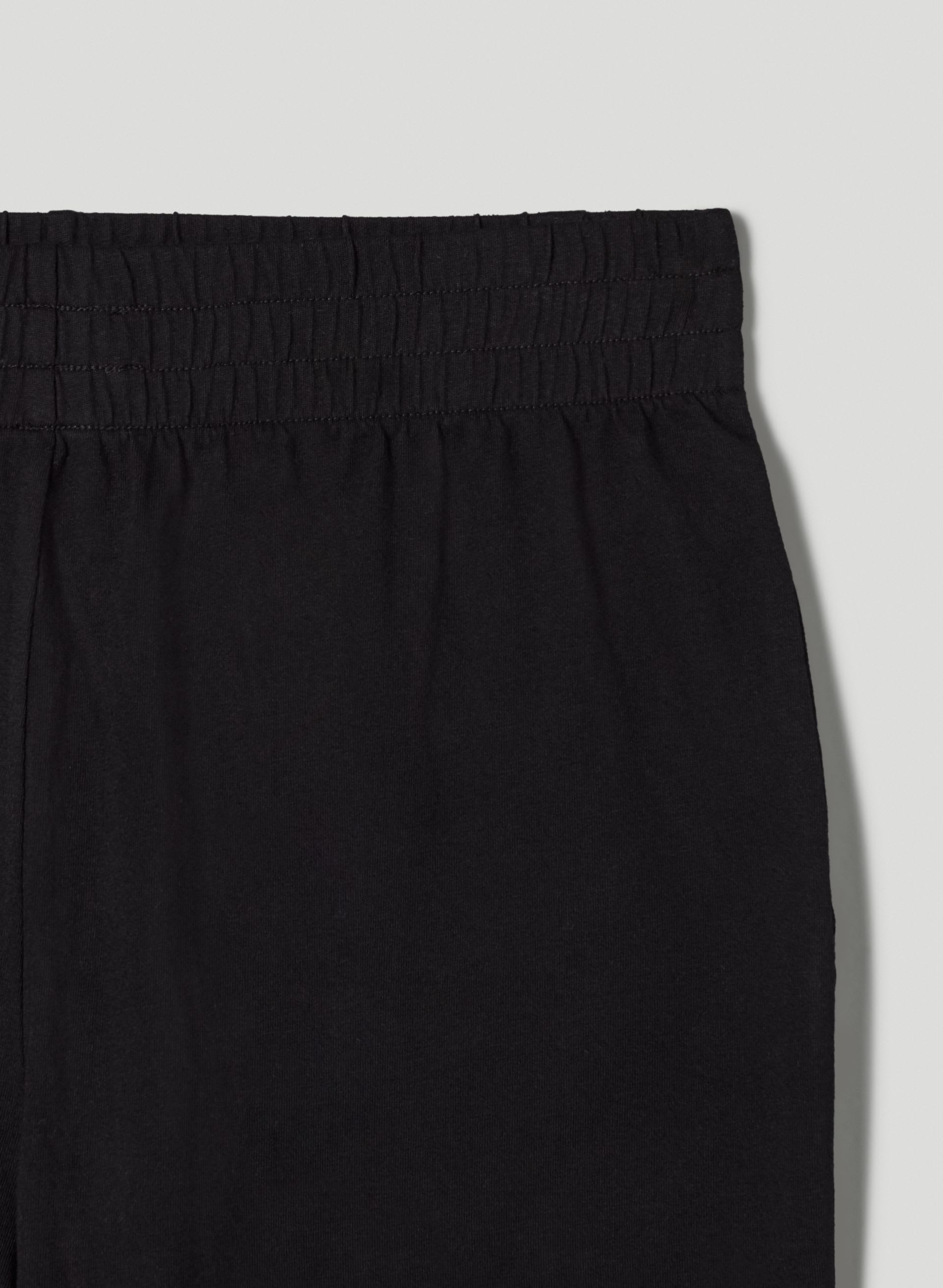 WEEKEND SHORT | Aritzia