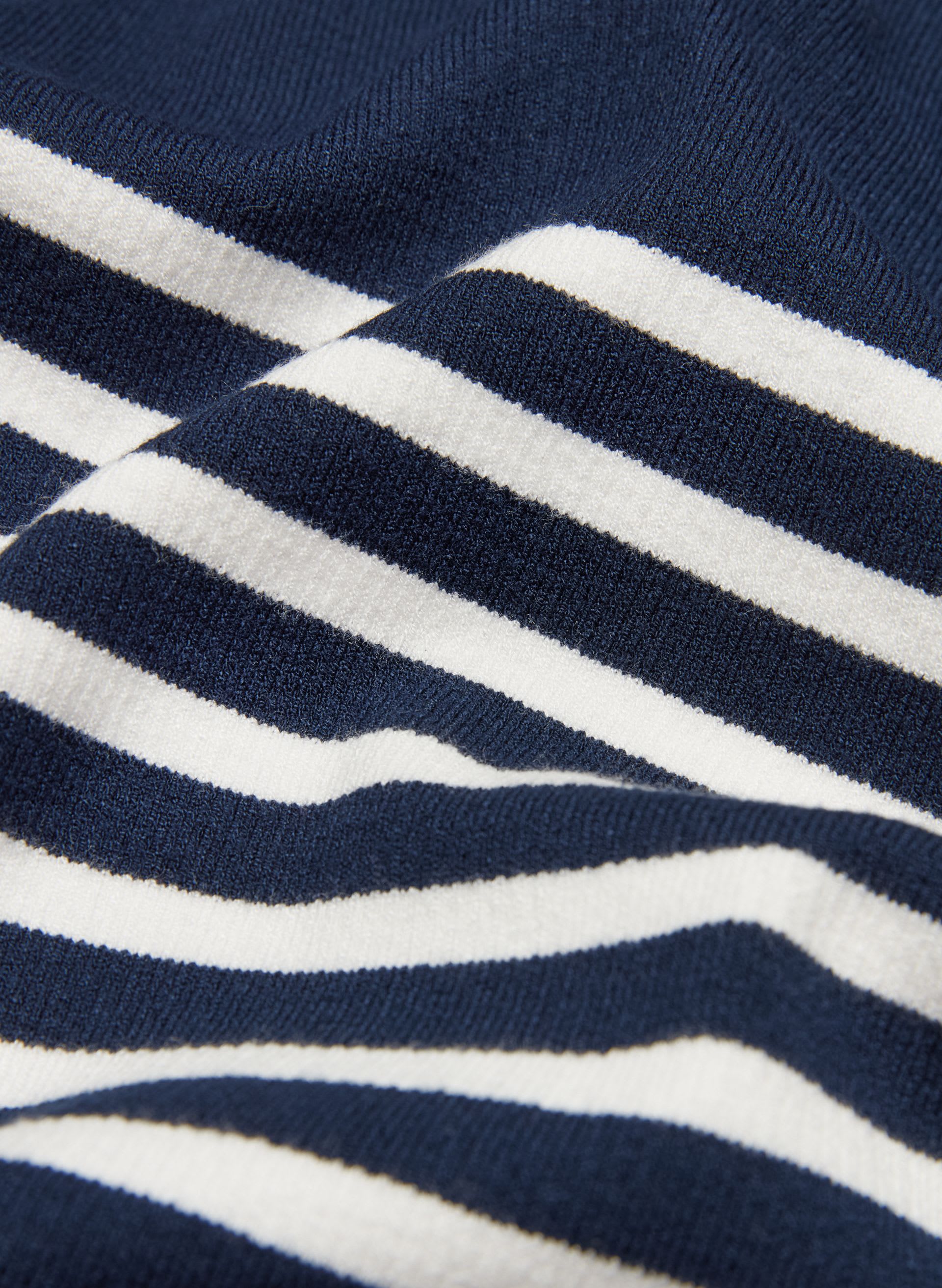 LEAGUE SWEATER | Aritzia