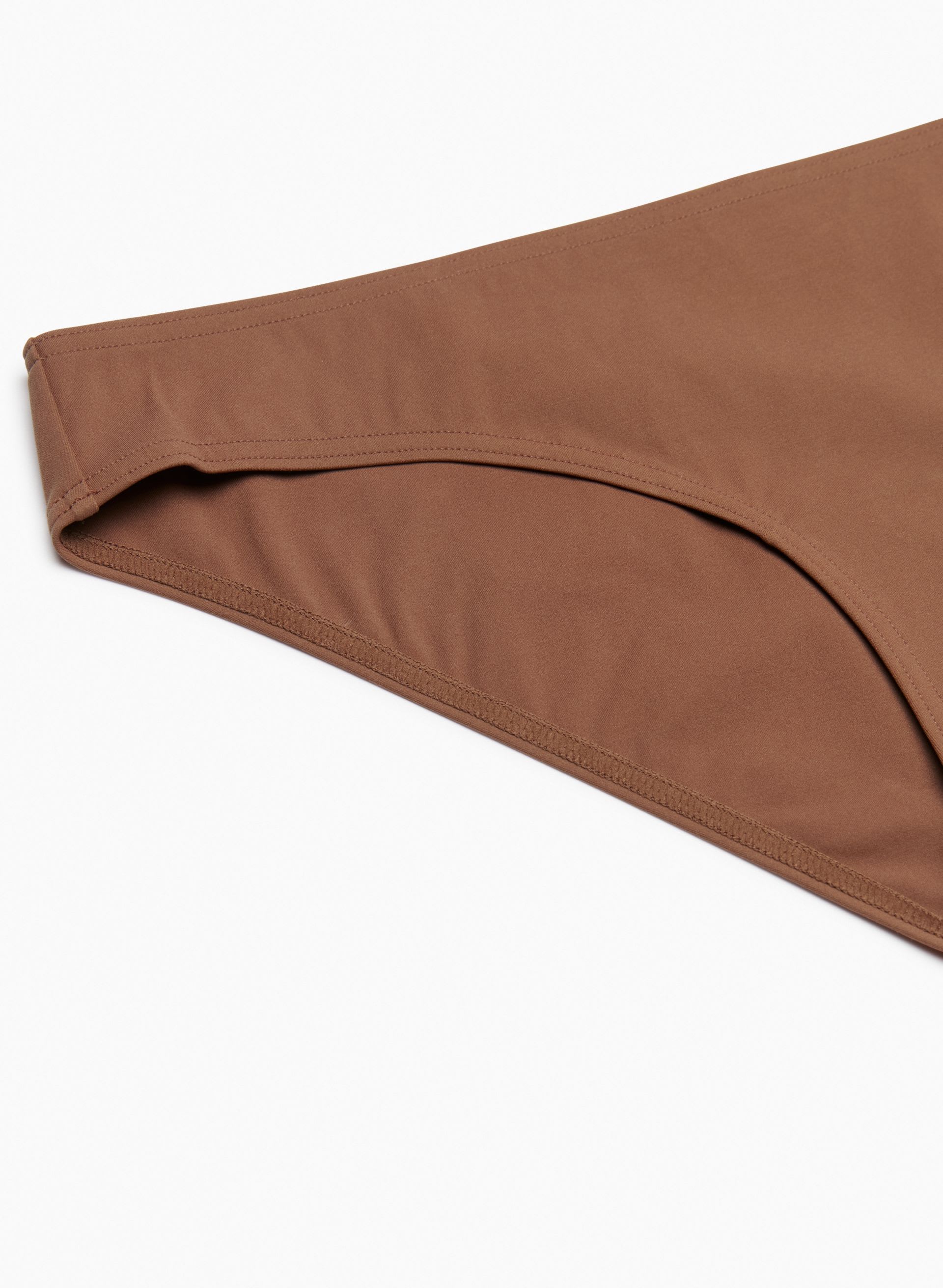 CLASSIC BOTTOM | Aritzia