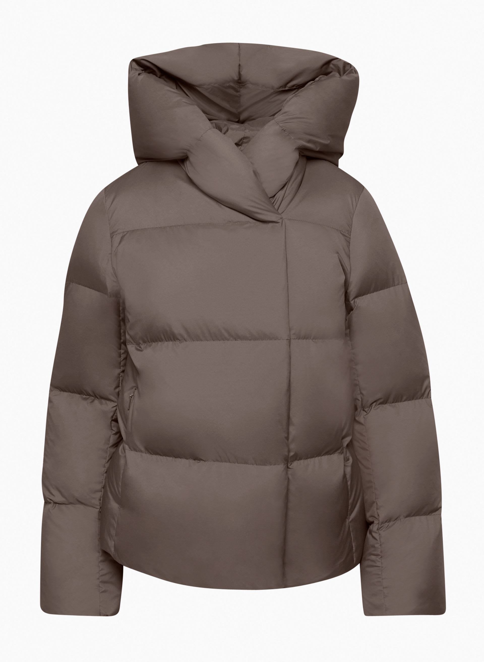 THE DUVET PUFFER SHORT | Aritzia
