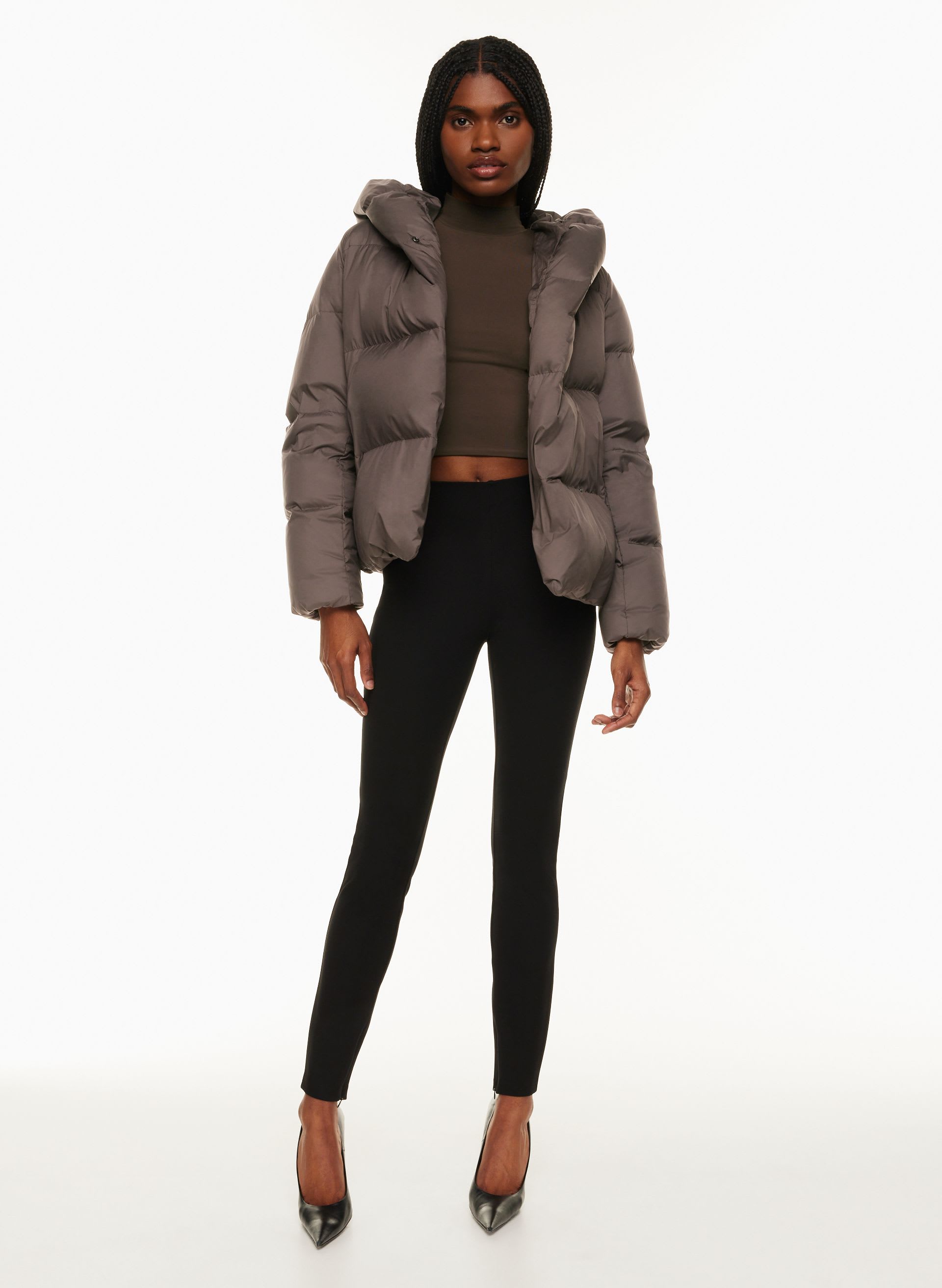 THE DUVET PUFFER SHORT | Aritzia