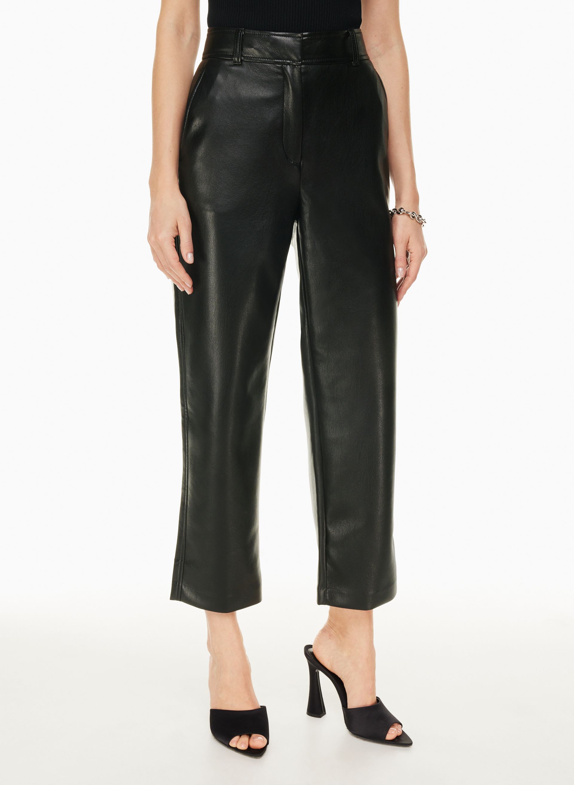 PANTALON ÉCOURTÉ COMMAND | Aritzia