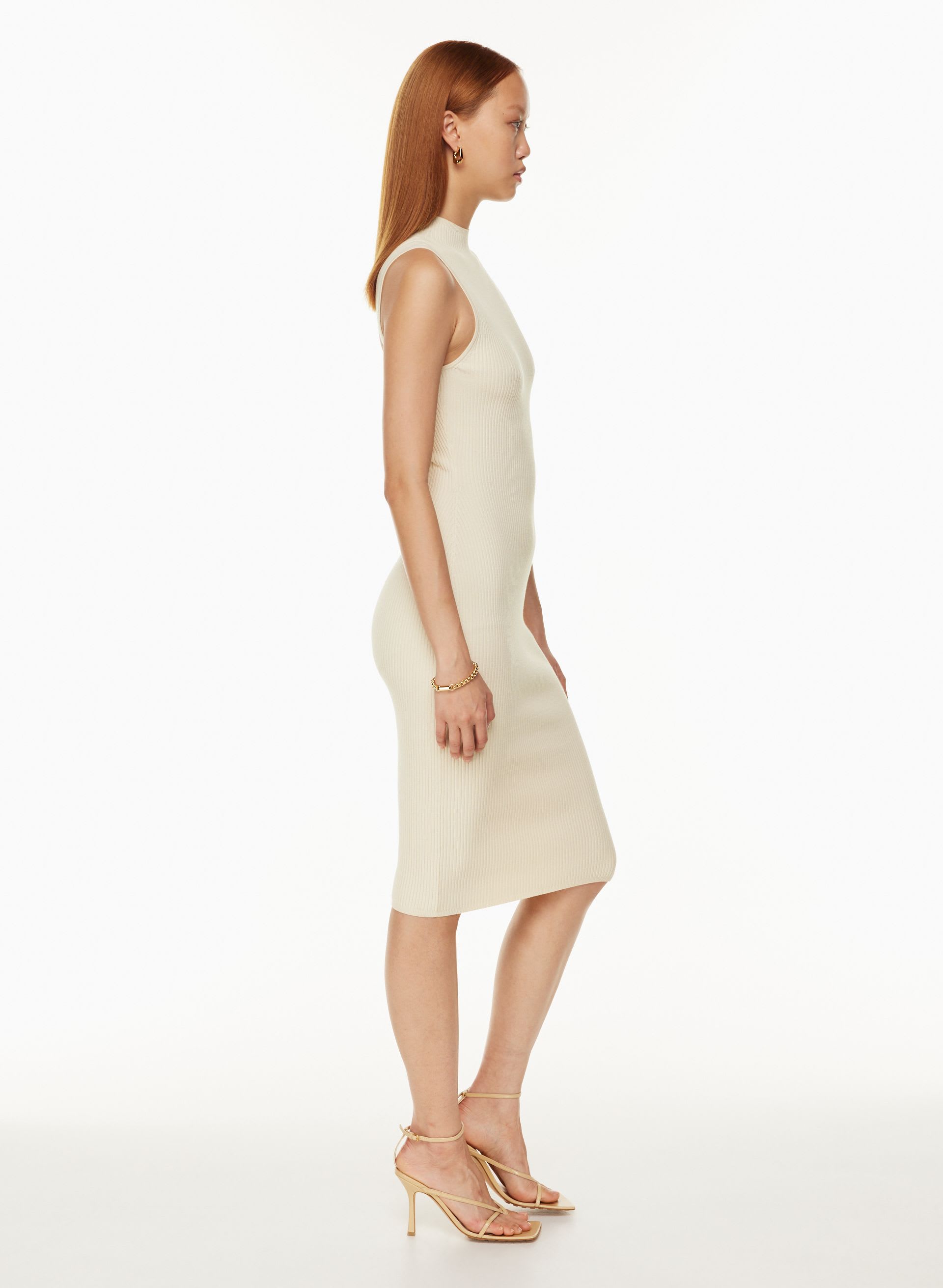 ROBE SANS MANCHES COMPOSE | Aritzia