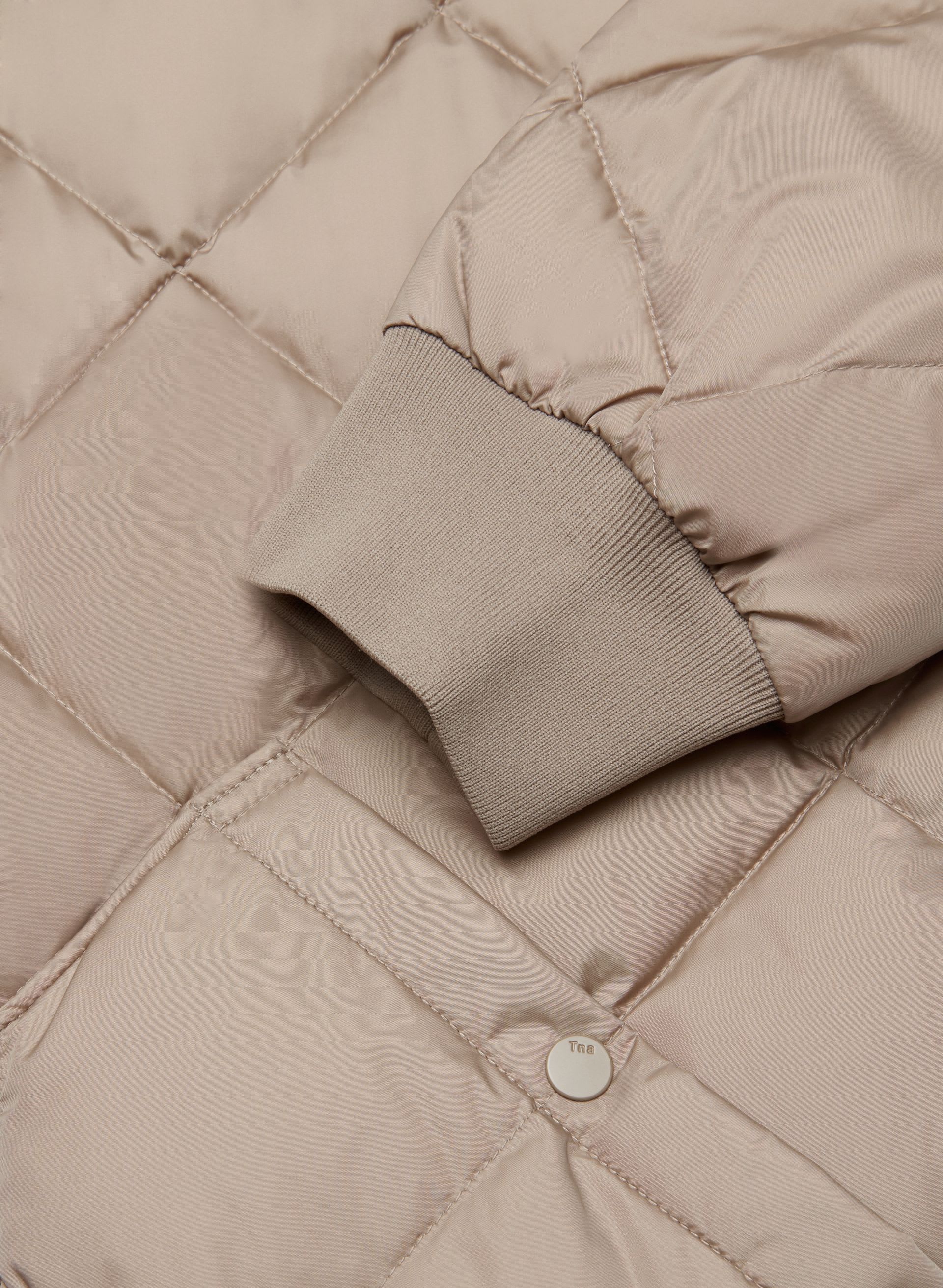 ARCHIVE QUILTED JACKET | Aritzia