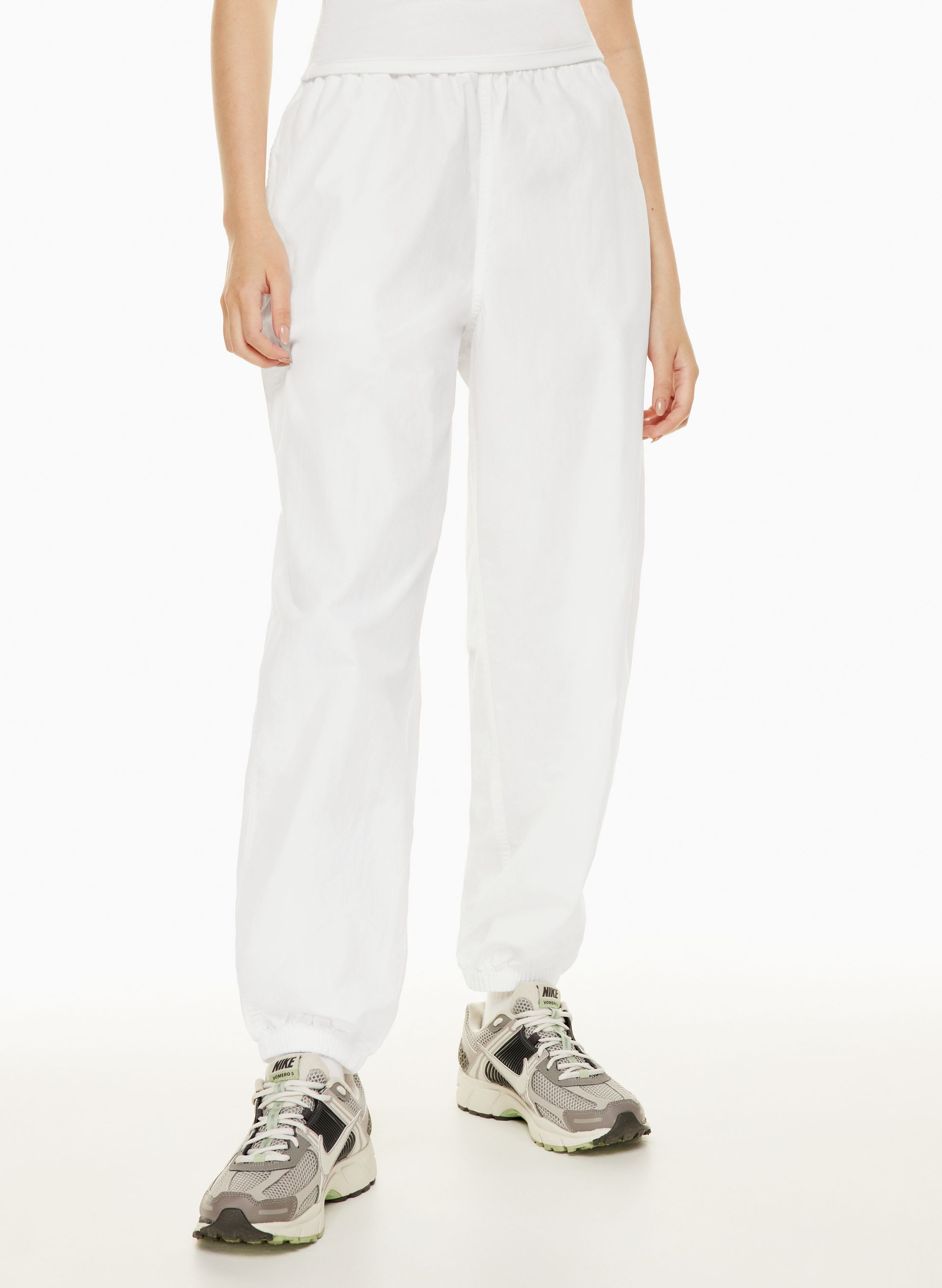 DEPLOY PARACHUTE PANT | Aritzia